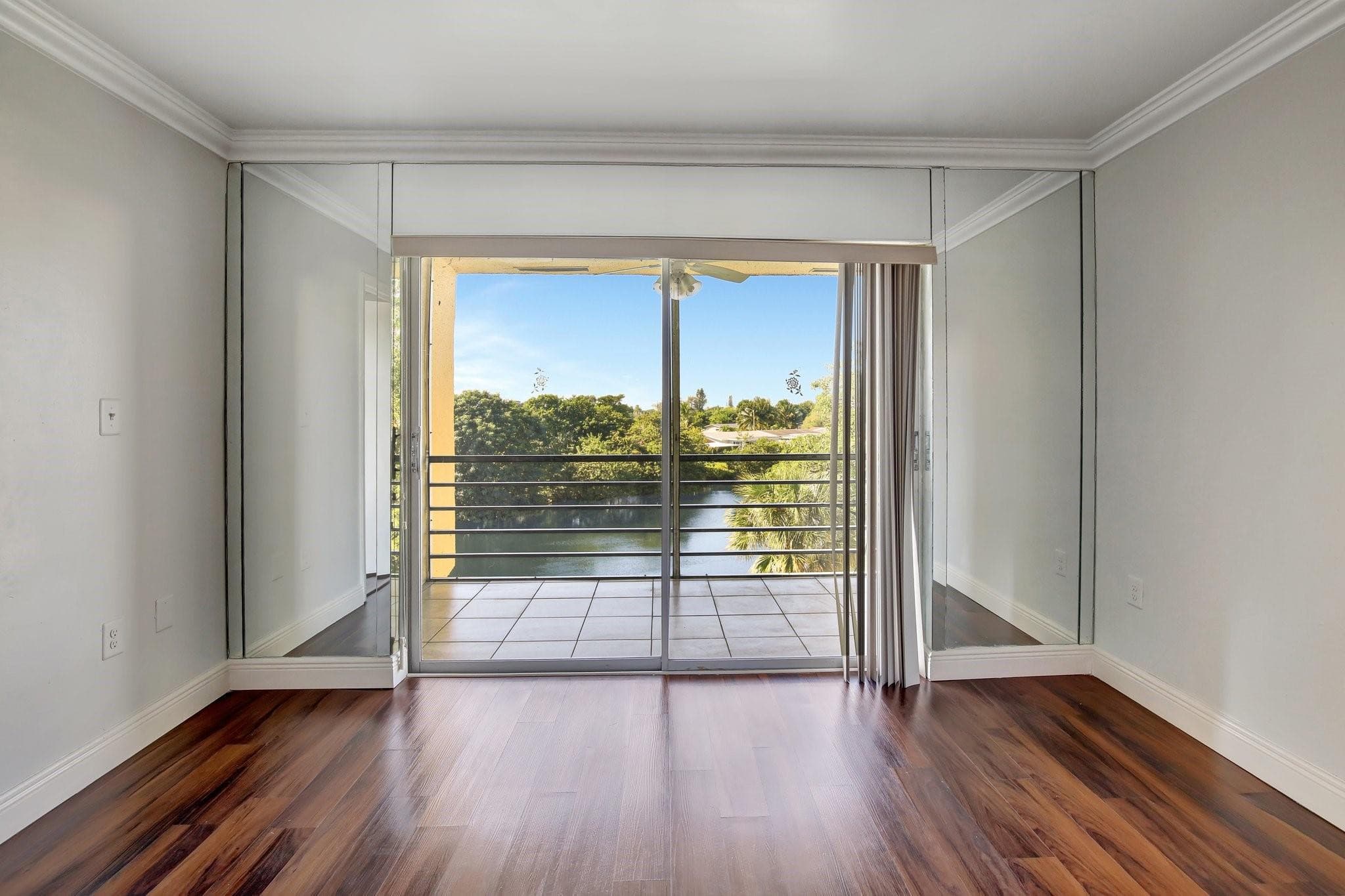 8225 Sunrise Lakes Boulevard 303, Sunrise, FL 33322 — photo 16 of 27