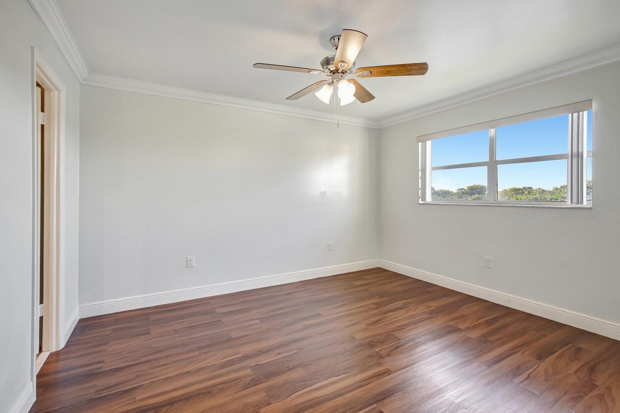 8225 Sunrise Lakes Boulevard 303, Sunrise, FL 33322 — photo 17 of 27