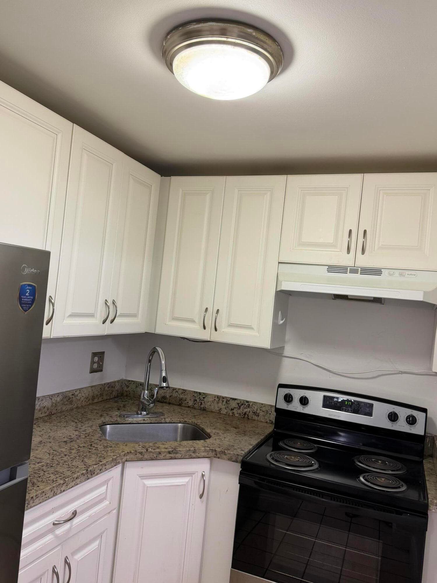 270 S Cypress Road 204, Pompano Beach, FL 33060 — photo 2 of 14