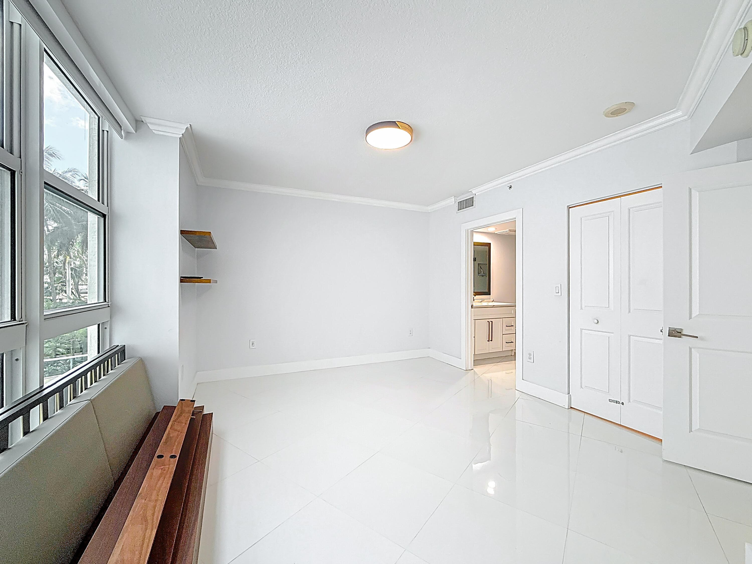 347 N New River Dr Drive E 706, Fort Lauderdale, FL 33301 — photo 21 of 37