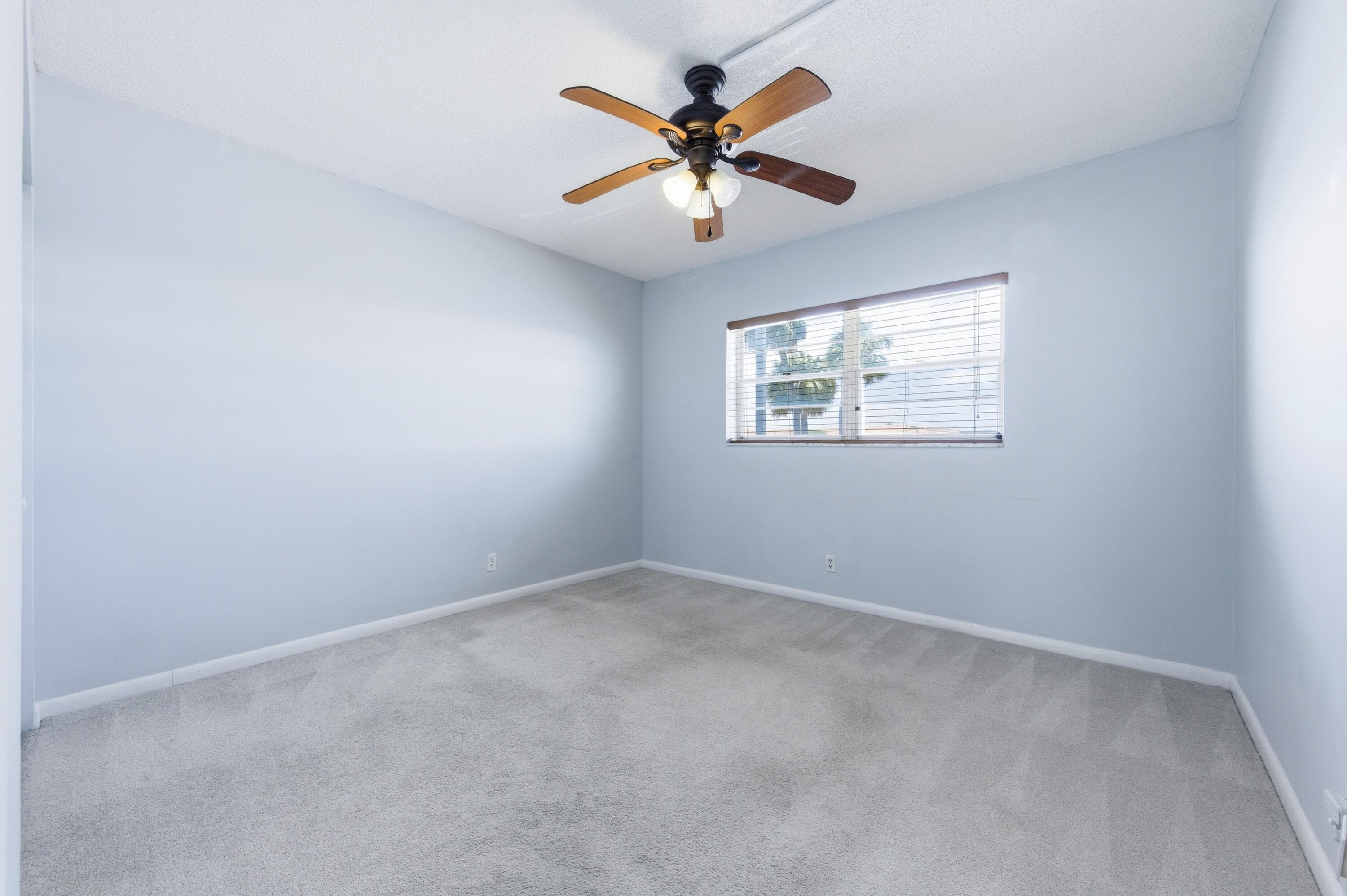120 Lehane Terrace 202, North Palm Beach, FL 33408 — photo 12 of 37
