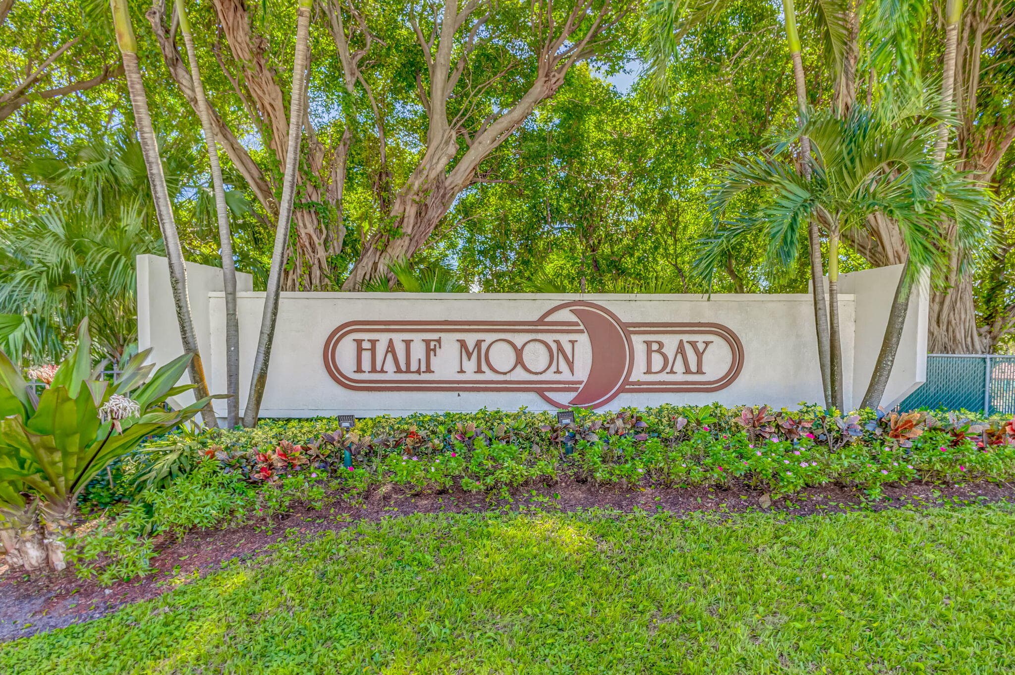 104 Half Moon Circle D2, Hypoluxo, FL 33462 — photo 45 of 83