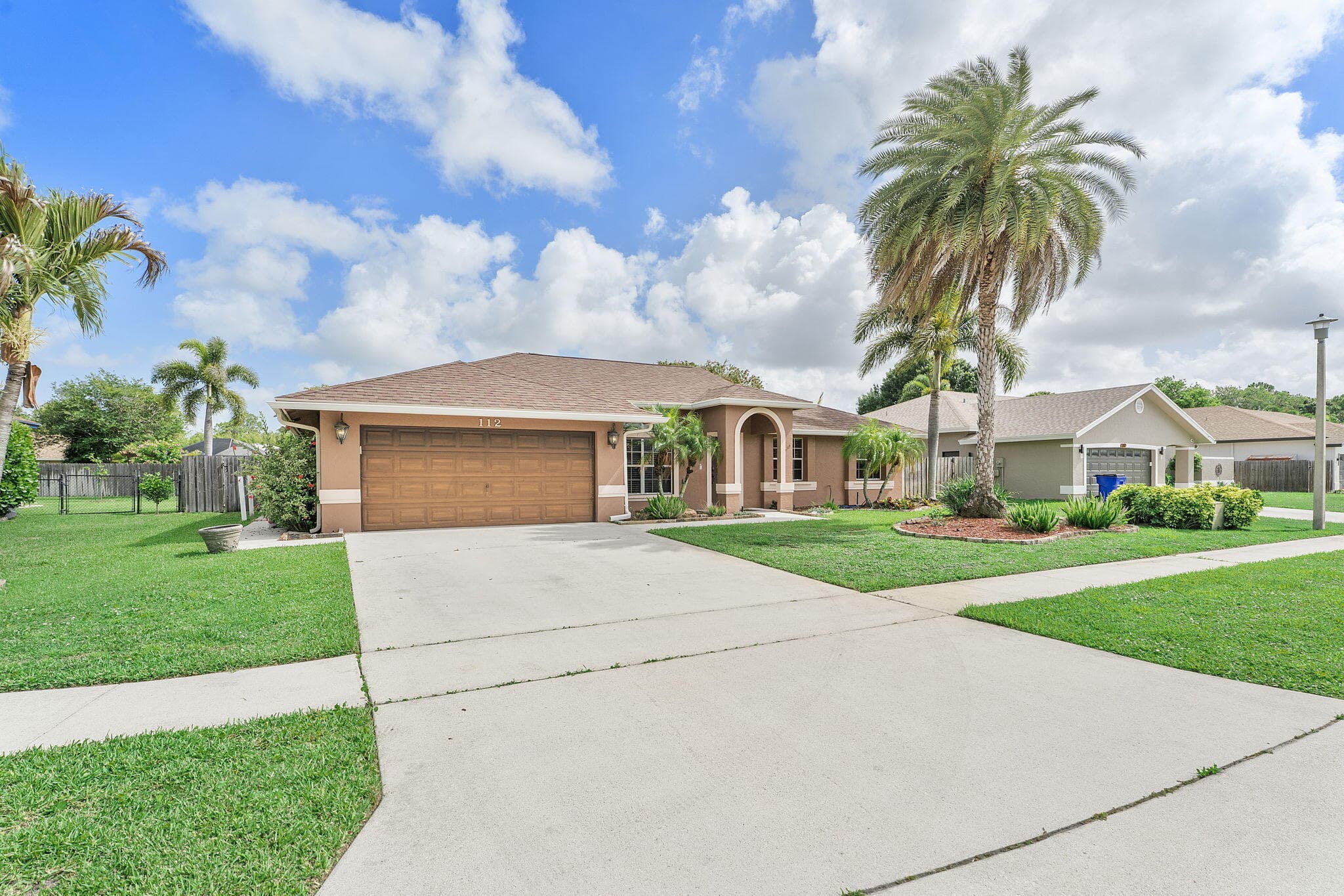 112 Laurel Way, Royal Palm Beach, FL 33411 — photo 2 of 40