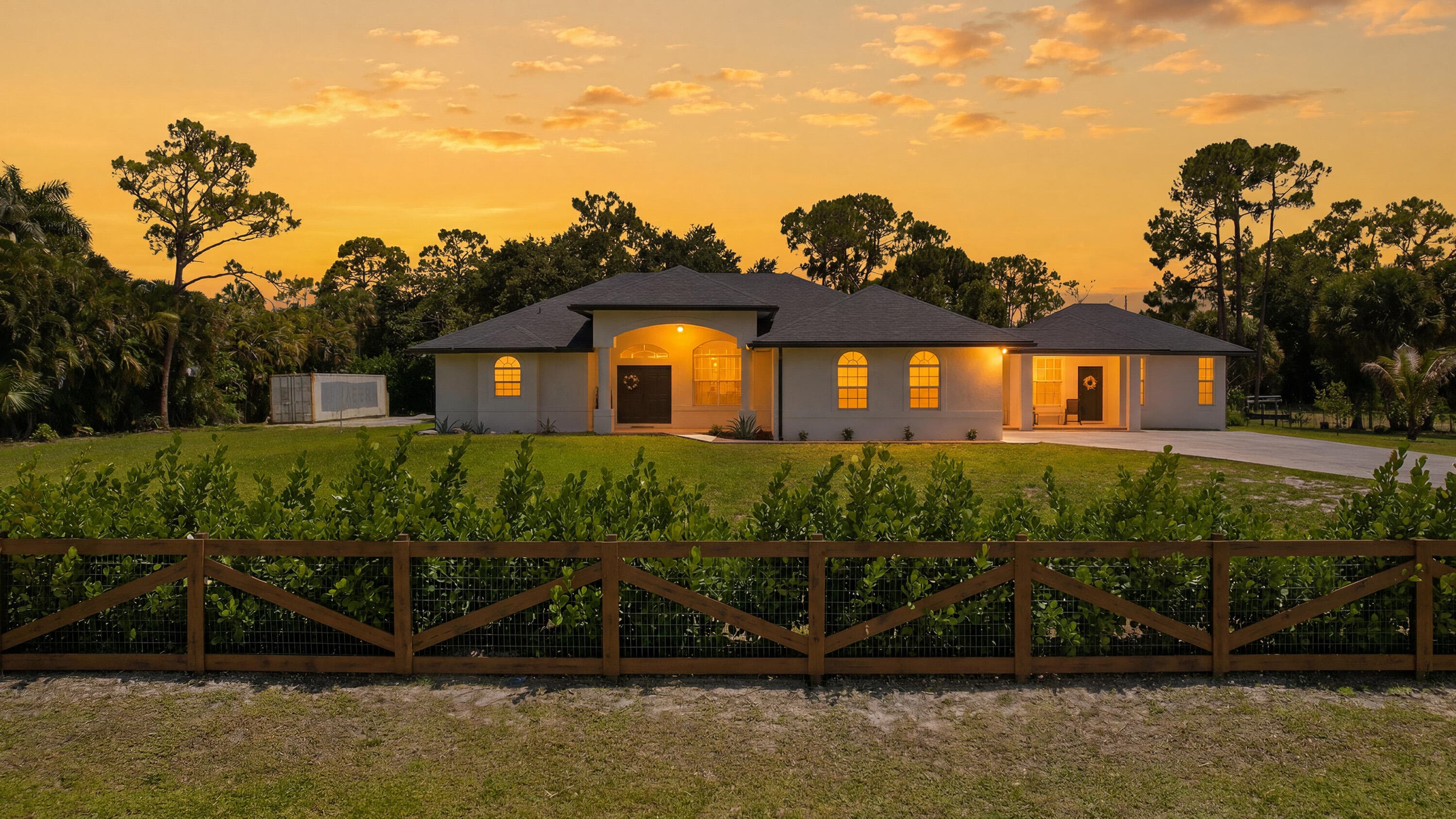 18220 N 90th St Street N, The Acreage, FL 33470 — photo 3 of 38