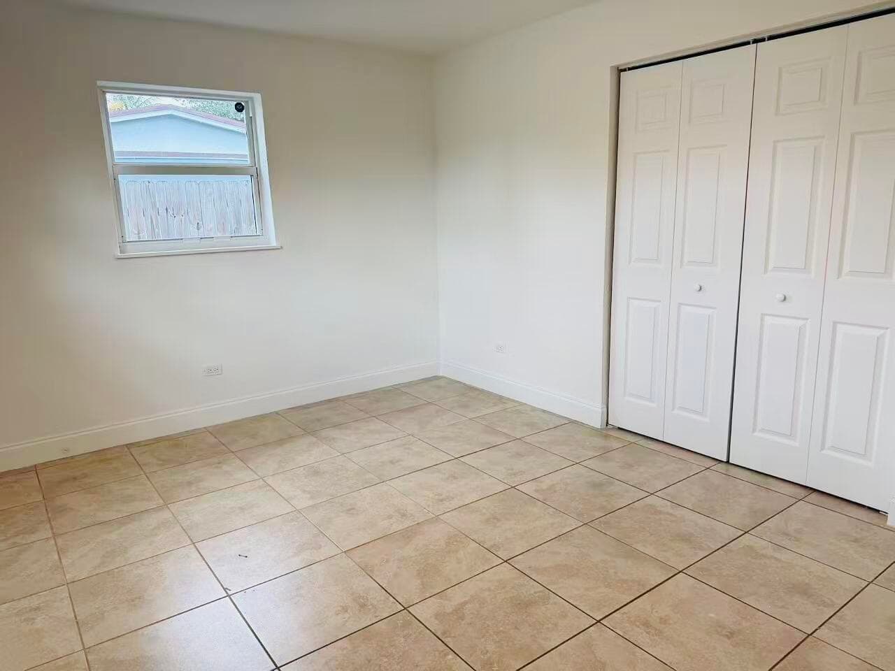 6250 SW 39th Street, Davie, FL 33314 — photo 4 of 16