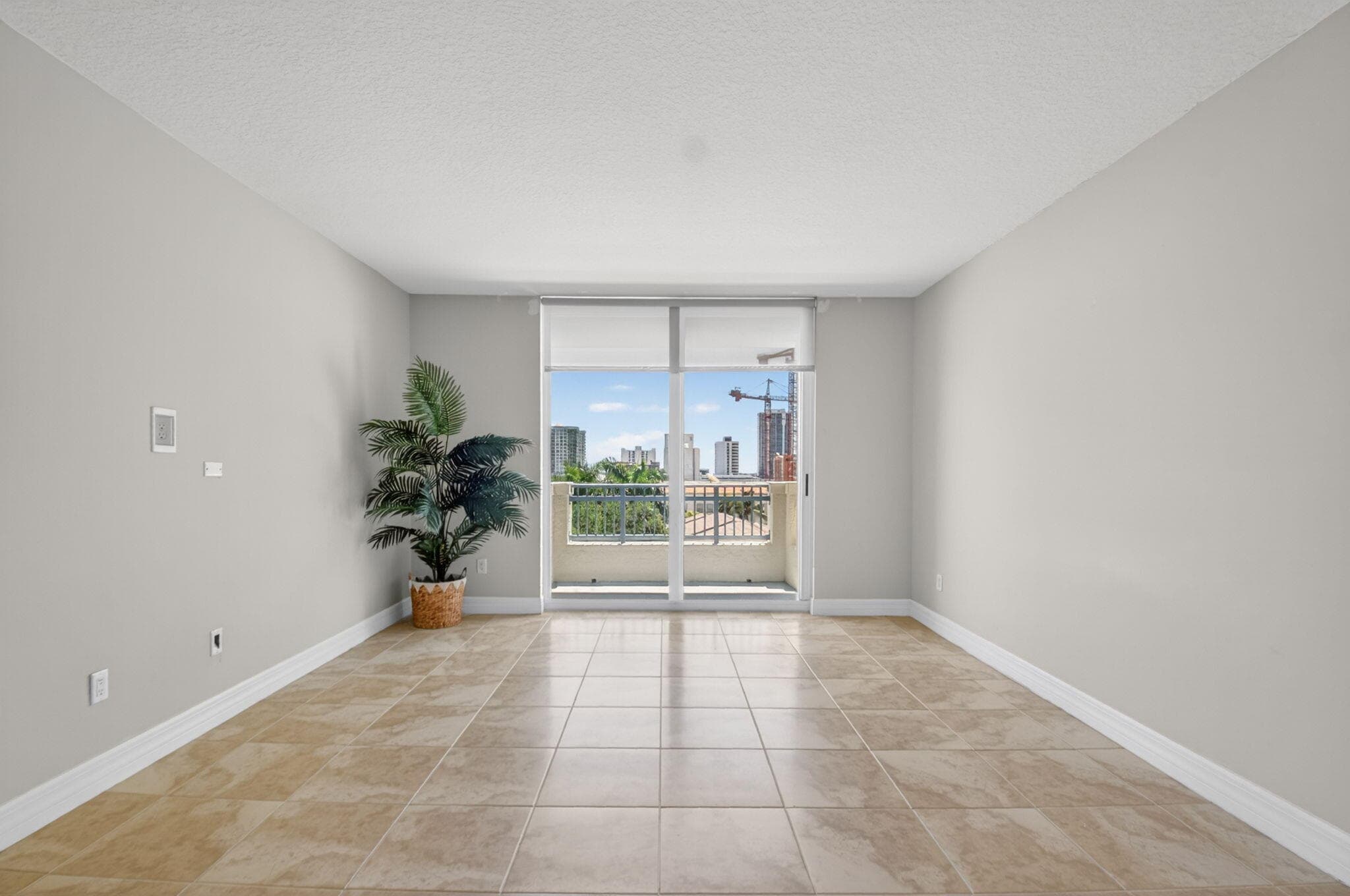 403 S Sapodilla Avenue 511, West Palm Beach, FL 33401 — photo 9 of 100