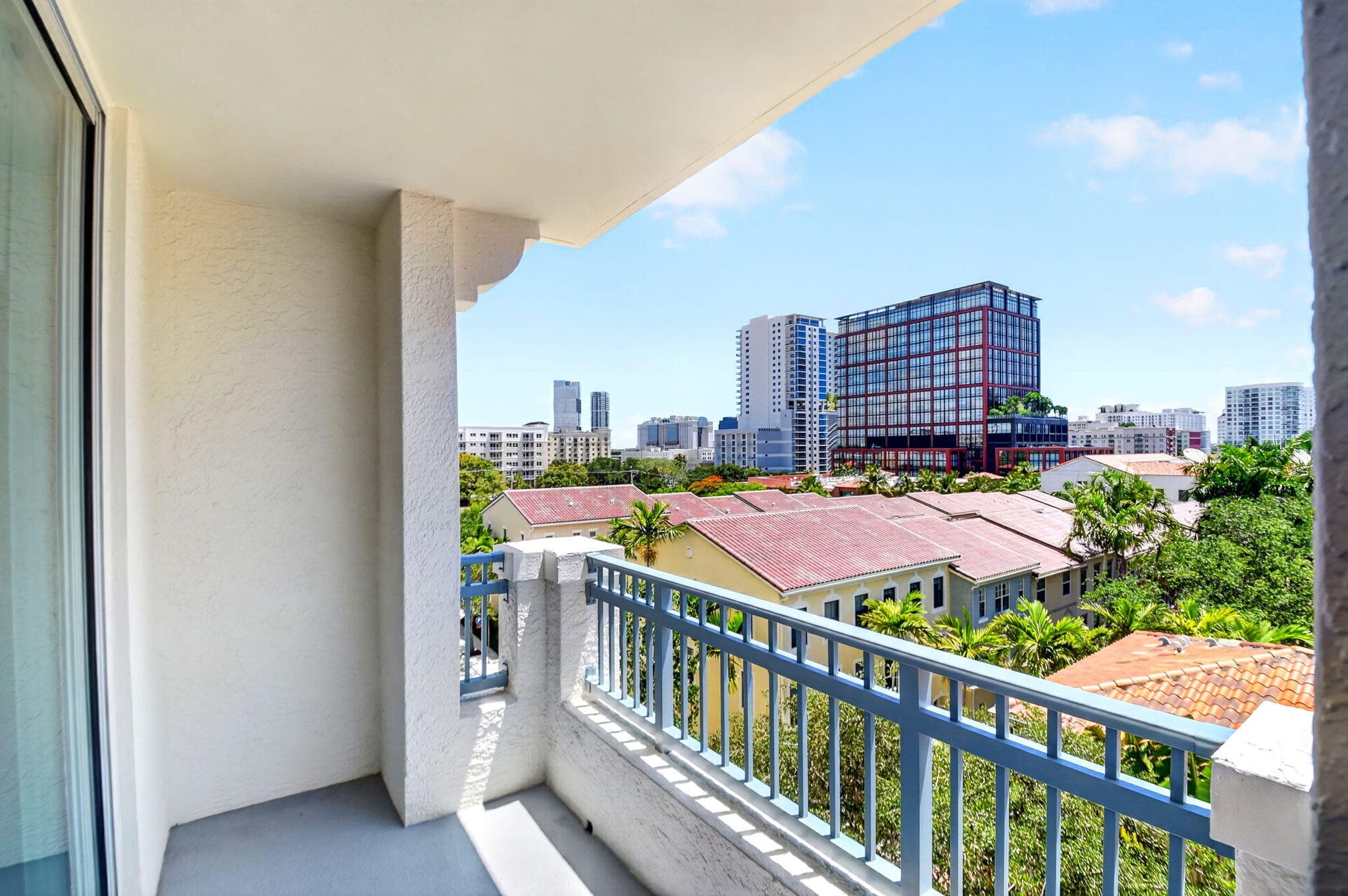 403 S Sapodilla Avenue 511, West Palm Beach, FL 33401 — photo 38 of 100