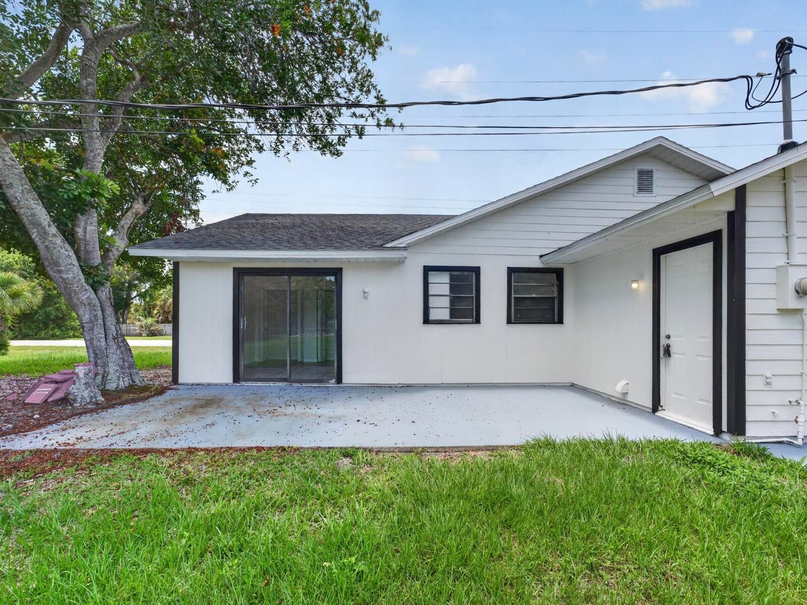 2575 1st Place, Vero Beach, FL 32962 — photo 14 of 32