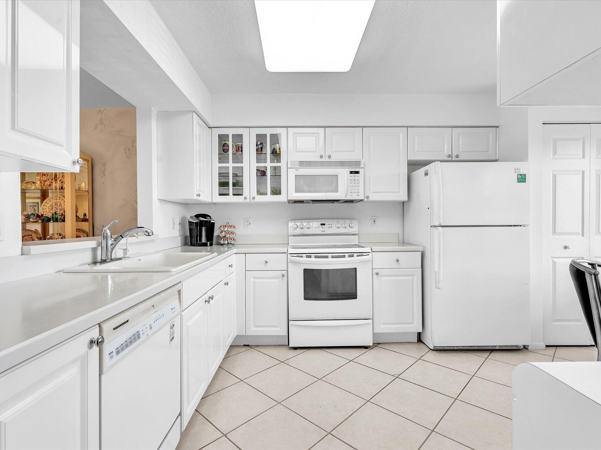 12511 Imperial Isle Drive 402, Boynton Beach, FL 33437 — photo 21 of 51