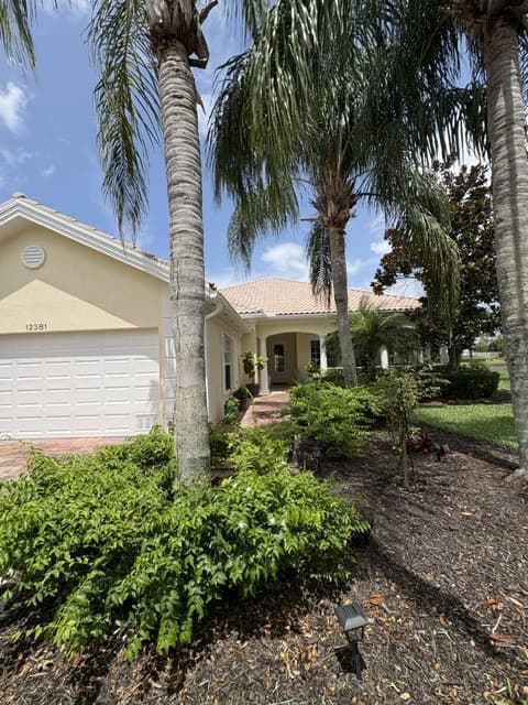 12381 SW Elsinore Drive, Port St. Lucie, FL 34987 — photo 3 of 58