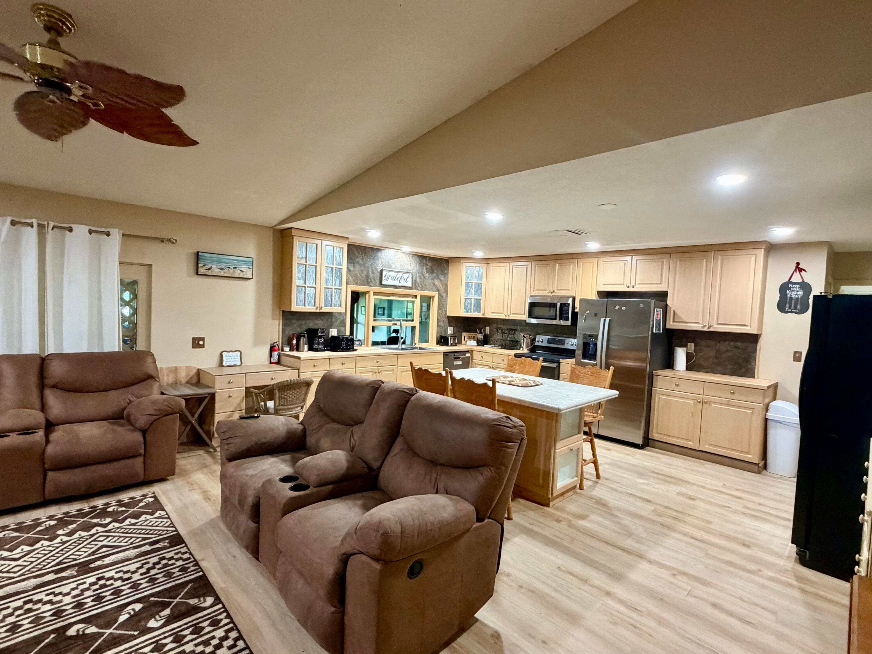 1631 SE 24th Boulevard, Okeechobee, FL 34974 — photo 16 of 35
