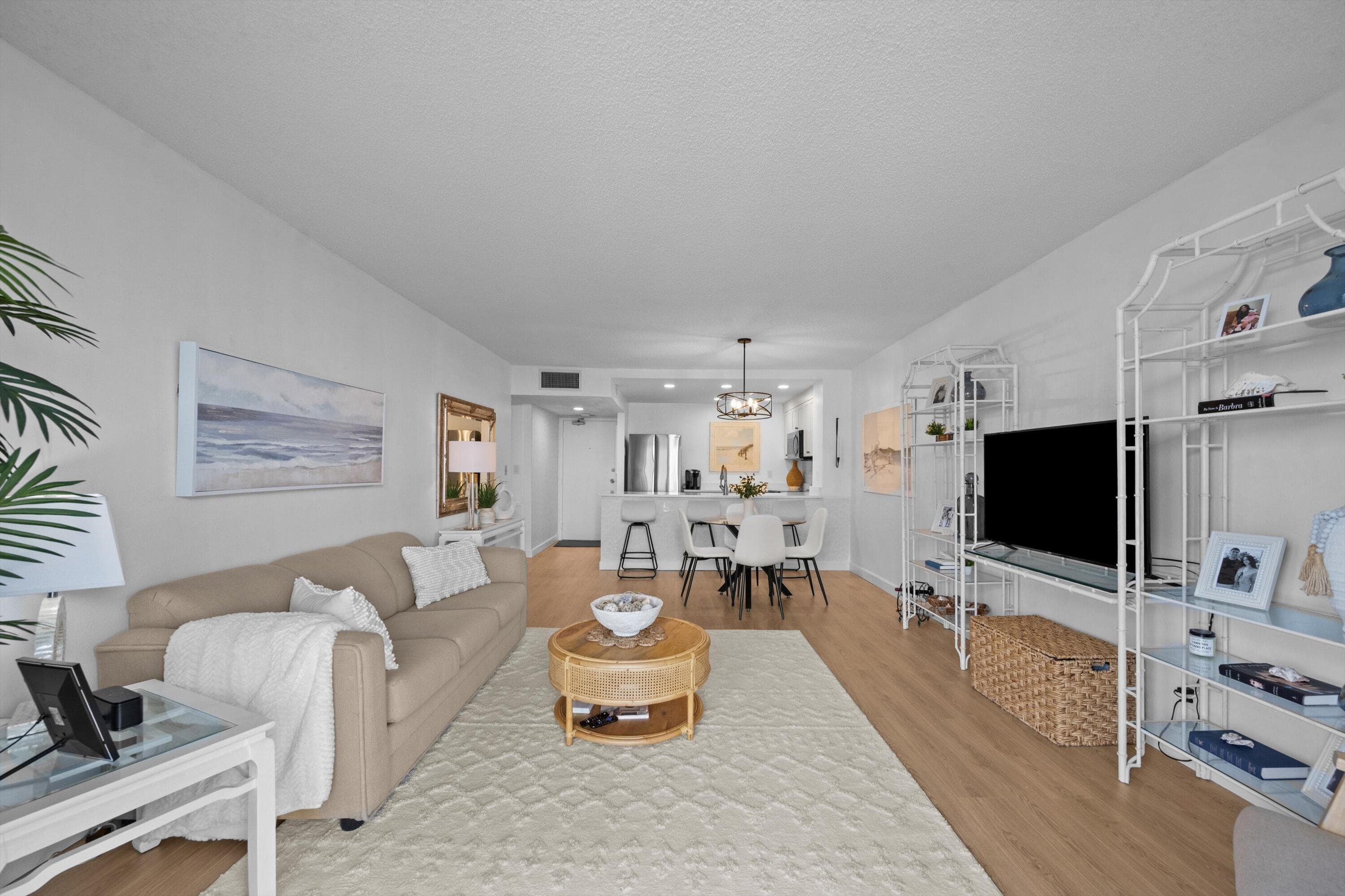3540 S Ocean Boulevard 612, South Palm Beach, FL 33480 — photo 6 of 34
