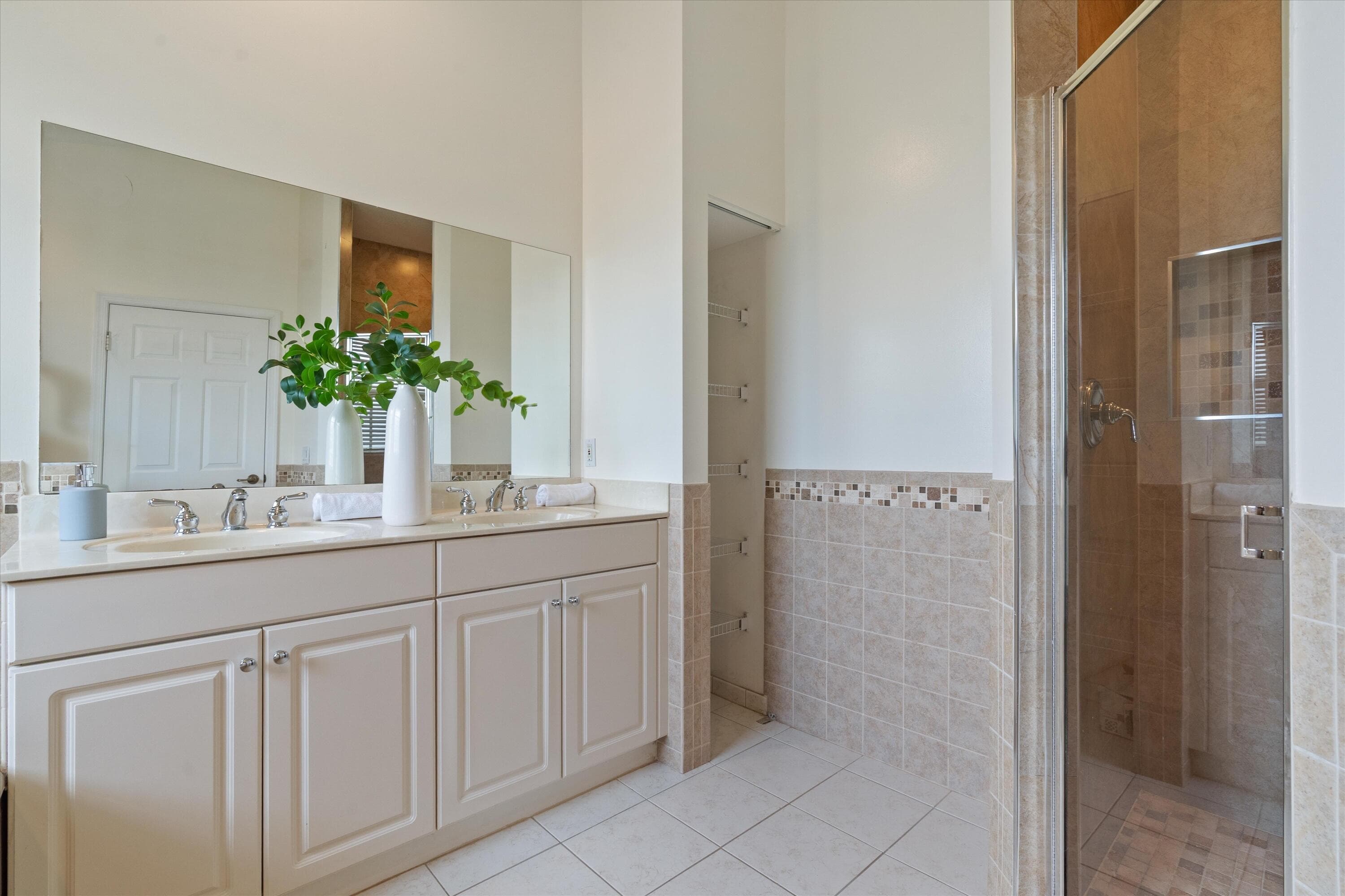 3505 Lakeside Drive, Davie, FL 33328 — photo 19 of 33