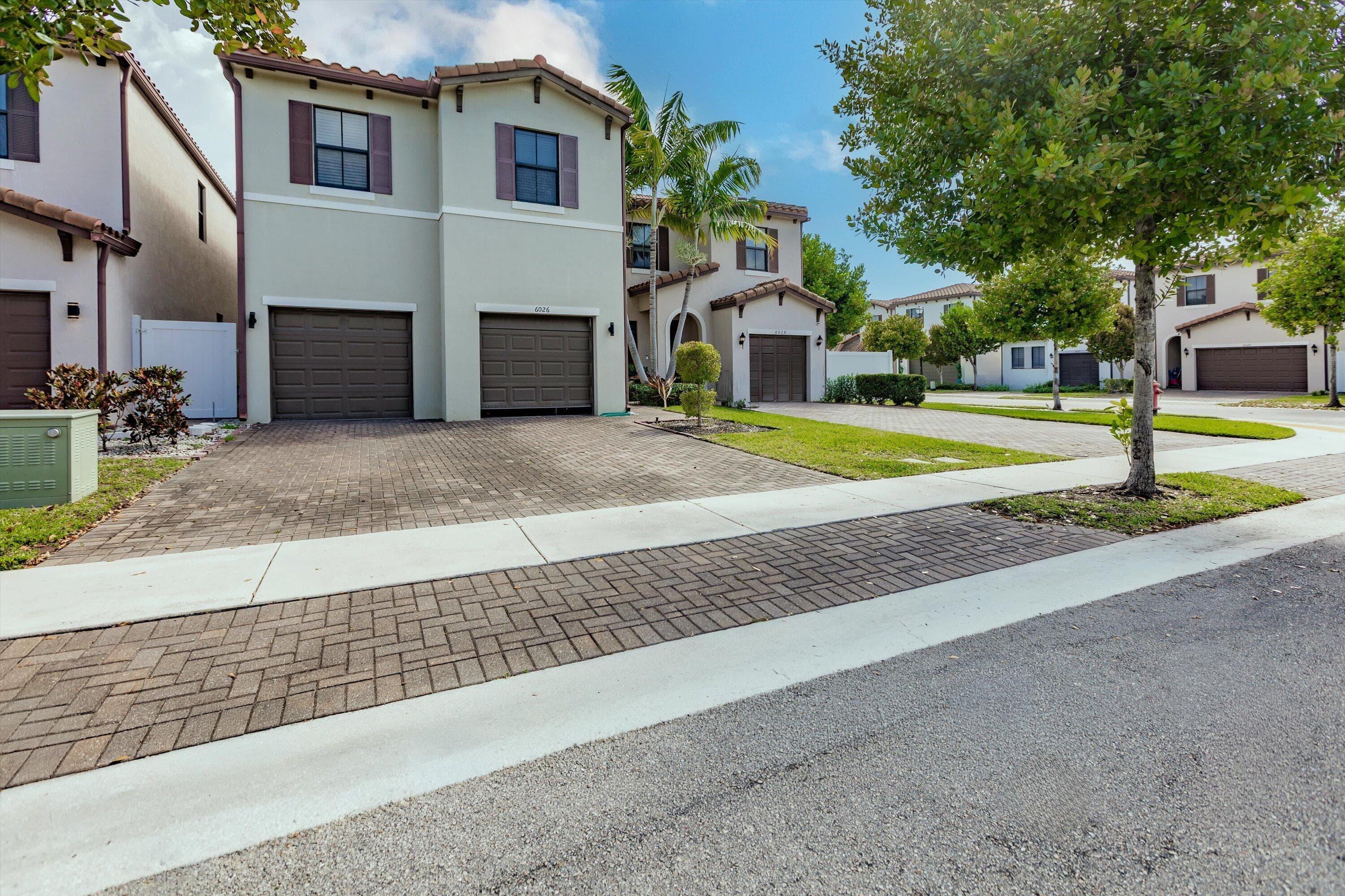 6026 Pine Tree Way 6026, Riviera Beach, FL 33410 — photo