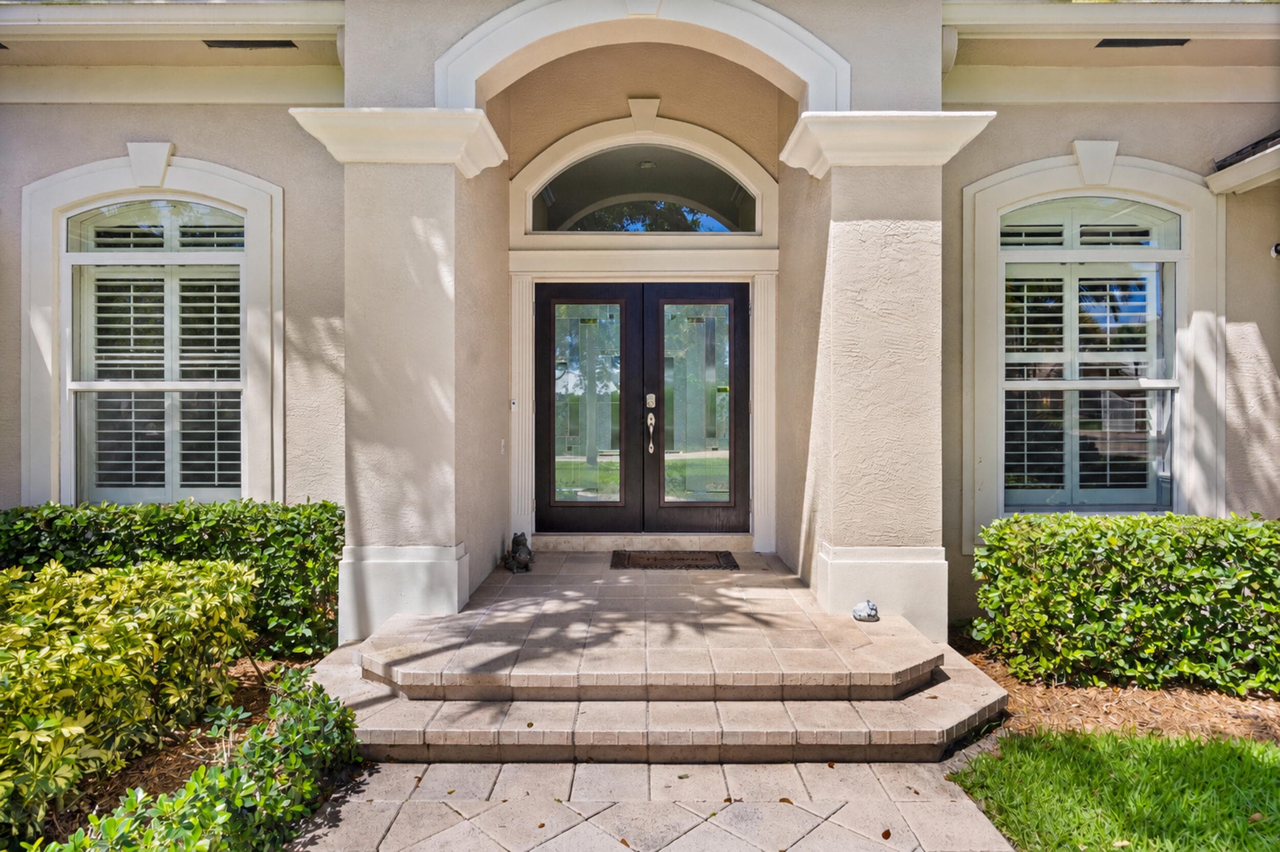 19044 SE Jupiter River Drive, Jupiter, FL 33458 — photo 6 of 59