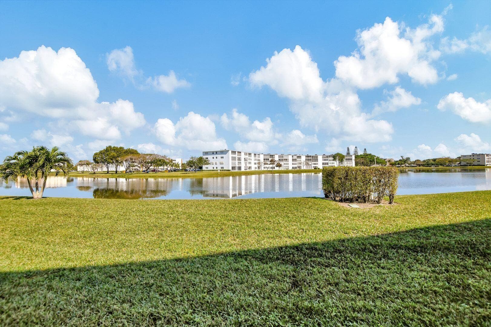 1047 Exeter C, Boca Raton, FL 33434 — photo 13 of 40