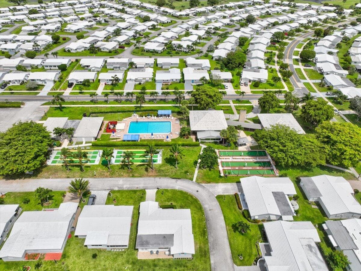 2086 SW 12th Avenue, Boynton Beach, FL 33426 — photo 36 of 59