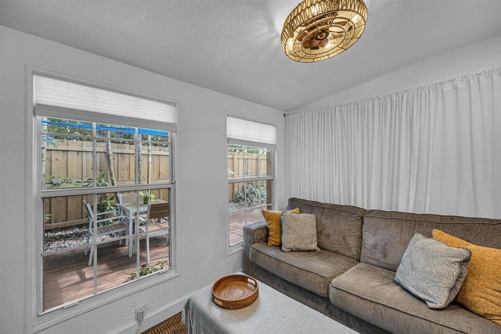 312 SW 12th Avenue, Fort Lauderdale, FL 33312 — photo 13 of 39