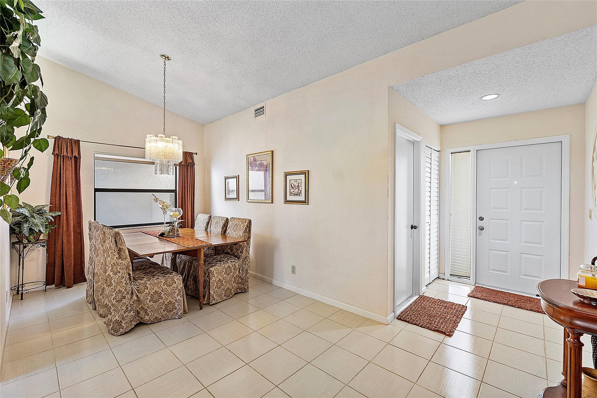 31 Columbia Court, Deerfield Beach, FL 33442 — photo 4 of 63