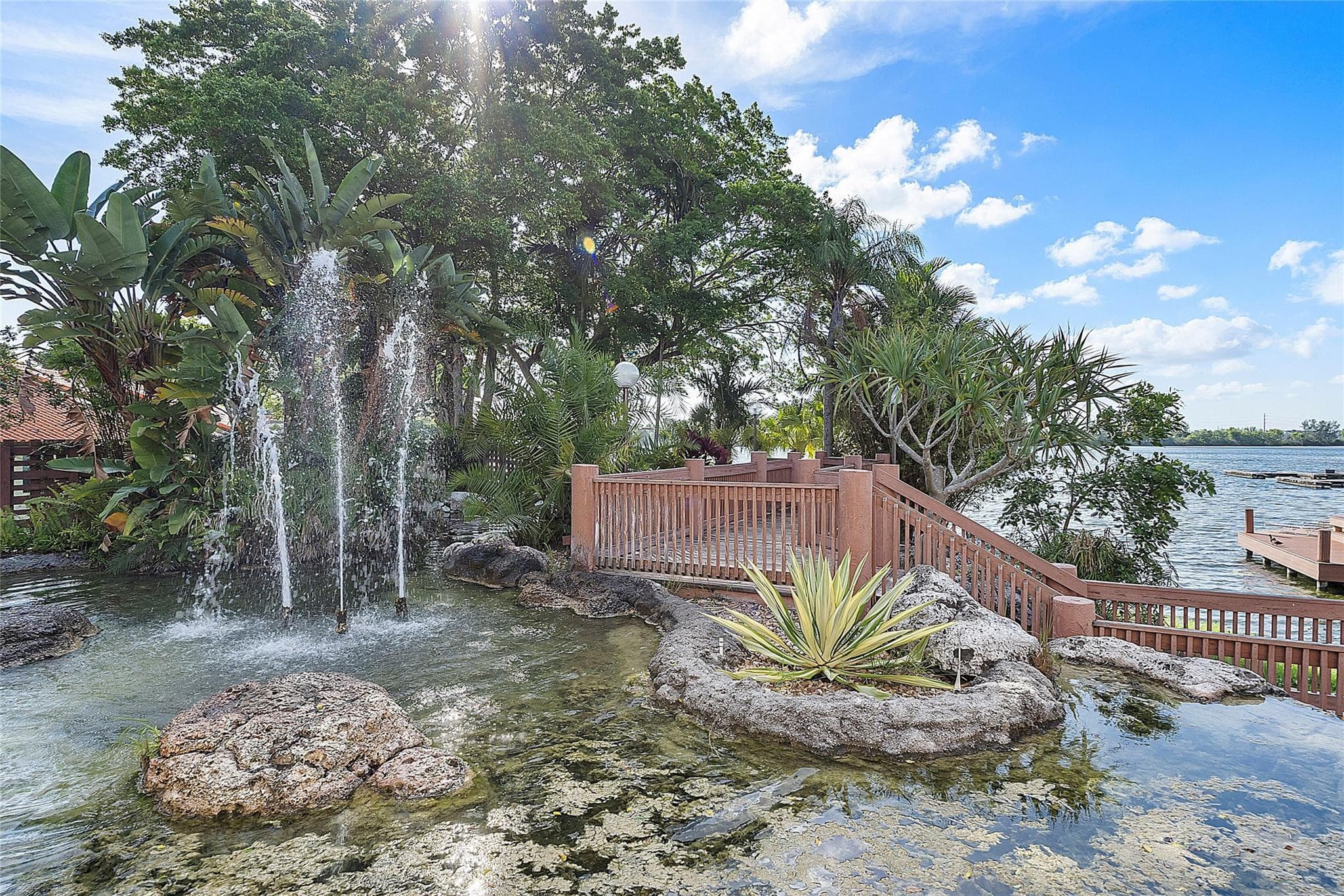 31 Columbia Court, Deerfield Beach, FL 33442 — photo 16 of 63