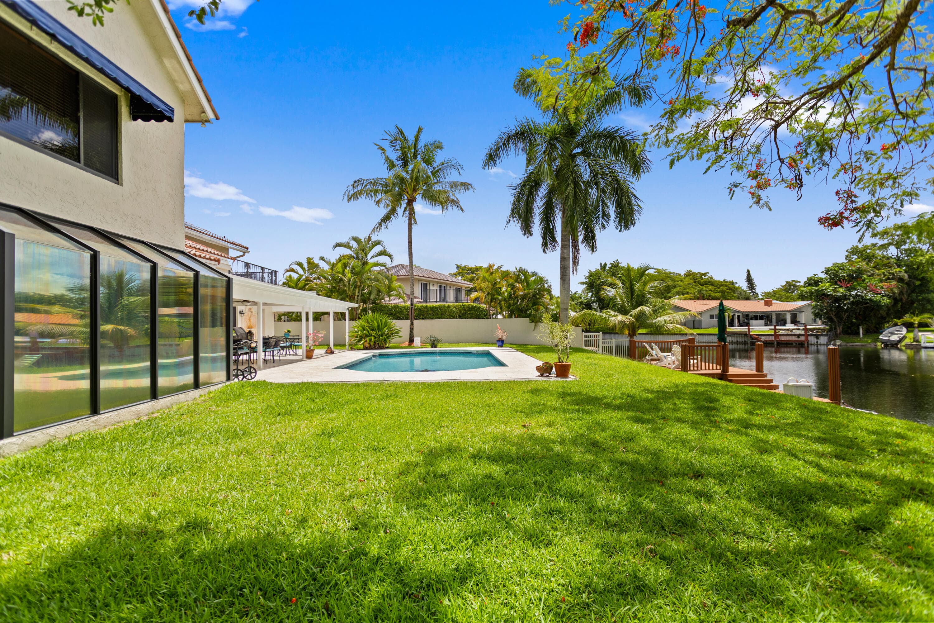 8540 N Lake Dasha Drive, Plantation, FL 33324 — photo 11 of 80