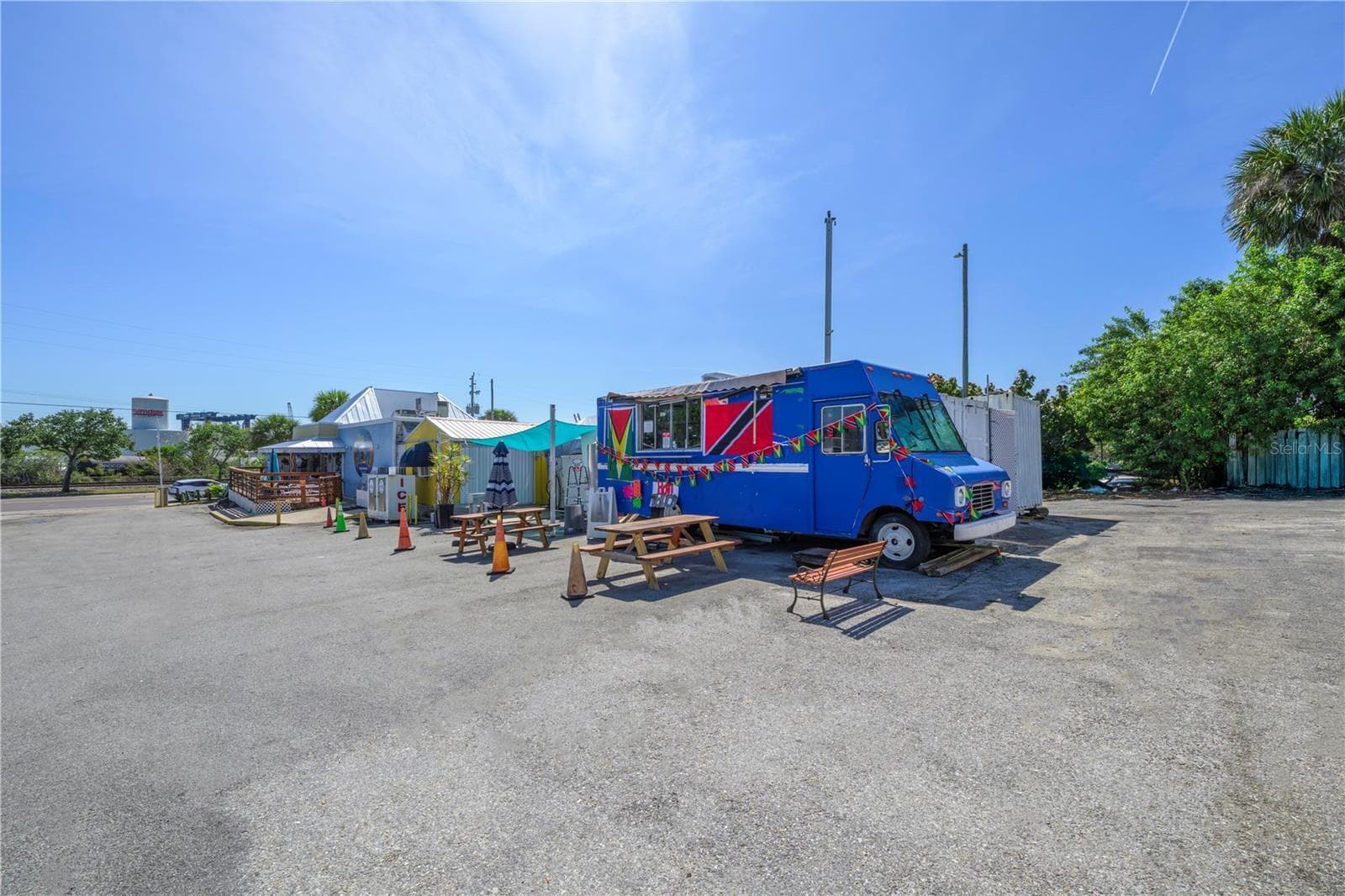 927 N Us Highway 1, Fort Pierce, FL — photo 5 of 41