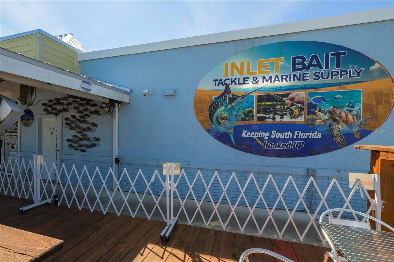 927 N Us Highway 1, Fort Pierce, FL — photo 1 of 41