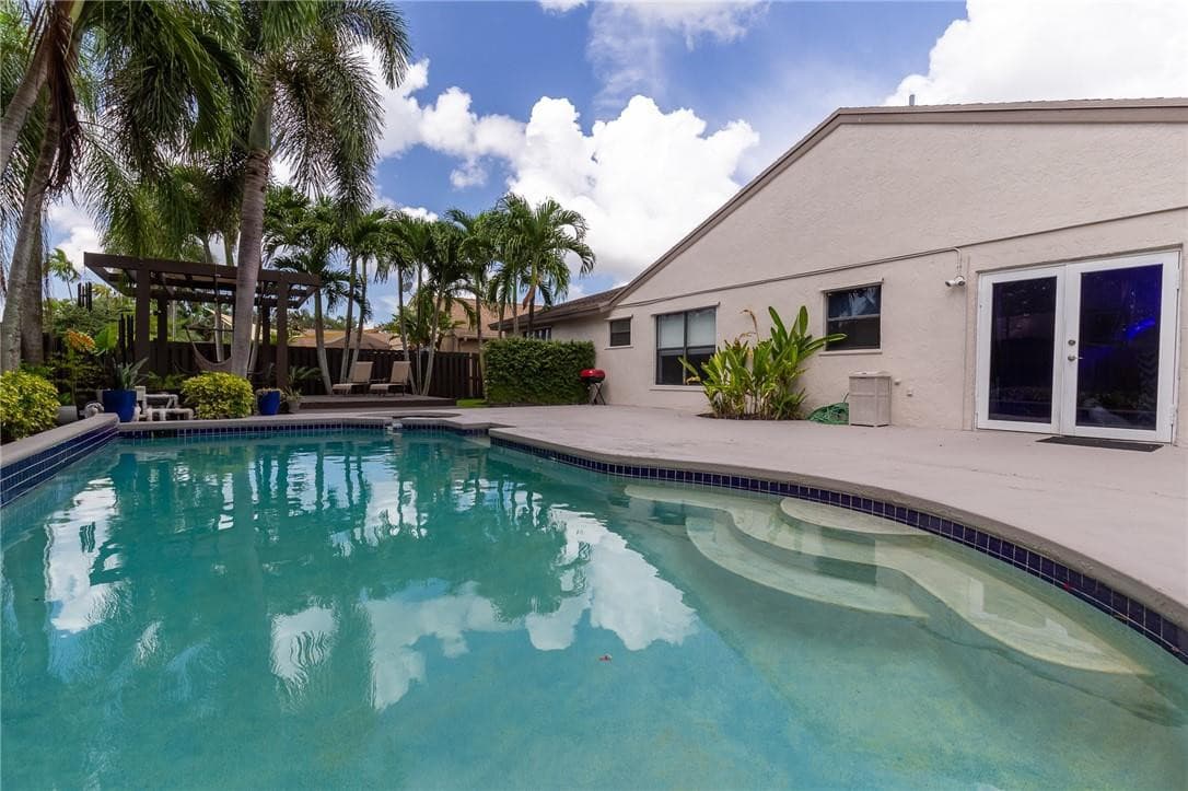 5231 SW 115th Avenue, Cooper City, FL 33330 — photo 24 of 27