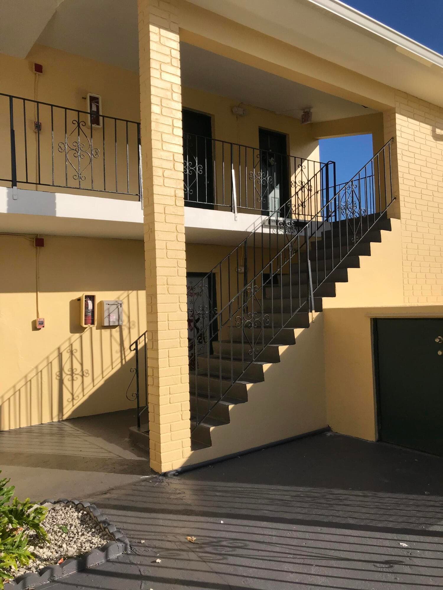 2285 NE 172nd Street 12, North Miami Beach, FL 33160 — photo 10 of 18