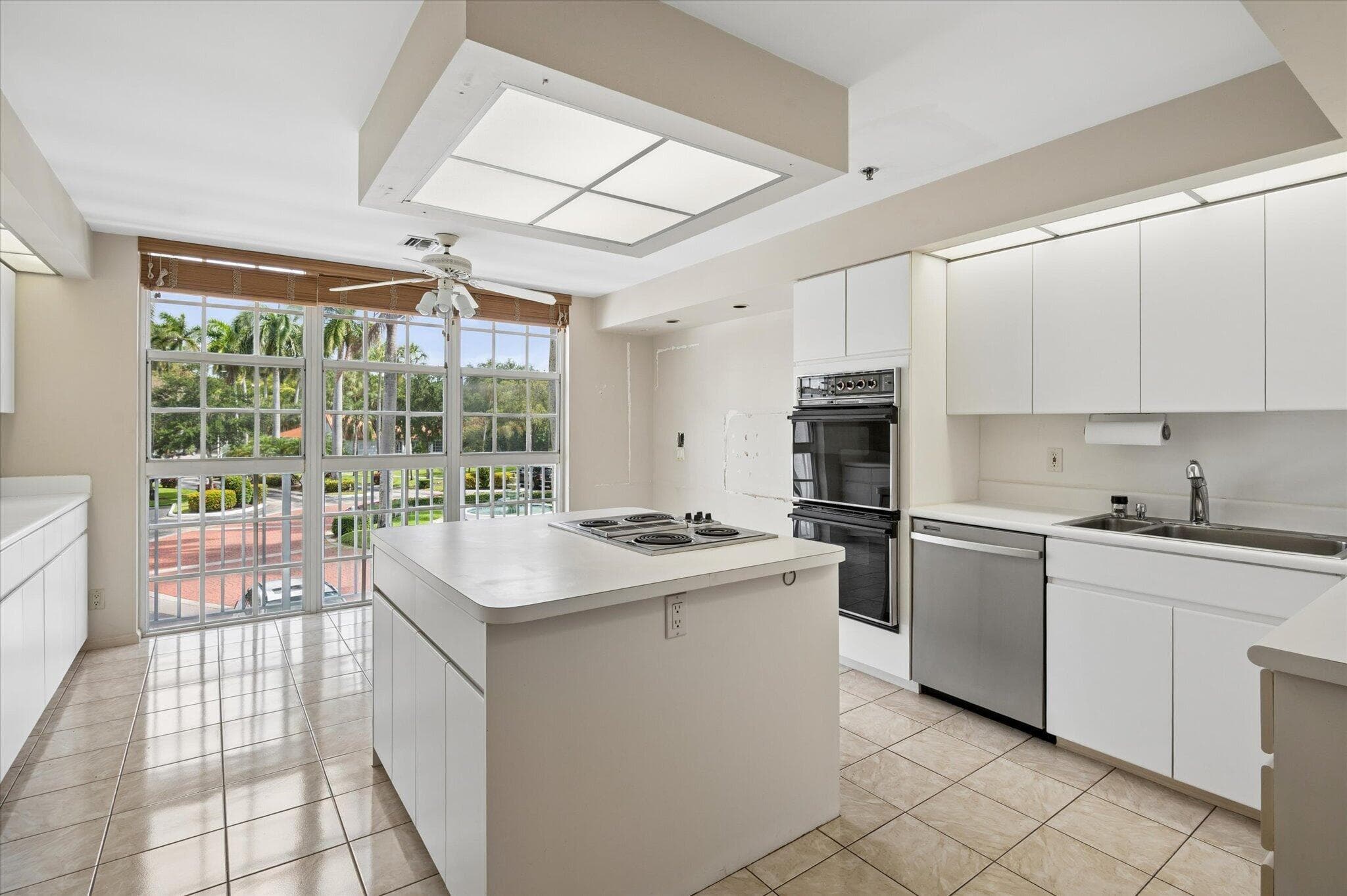 4112 W Palm Aire Drive 122a, Pompano Beach, FL 33069 — photo 12 of 37