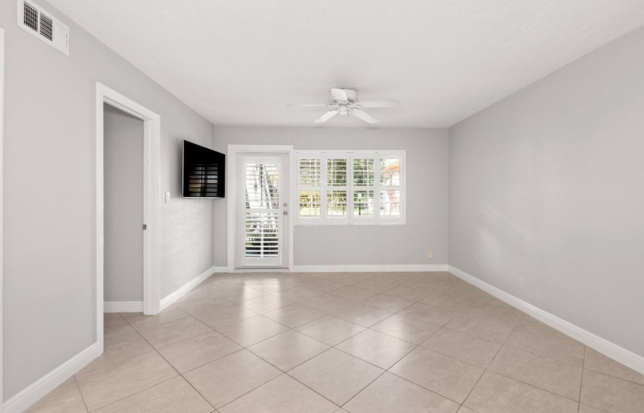 1940 NE 2nd Avenue 101j, Wilton Manors, FL 33305 — photo 3 of 31