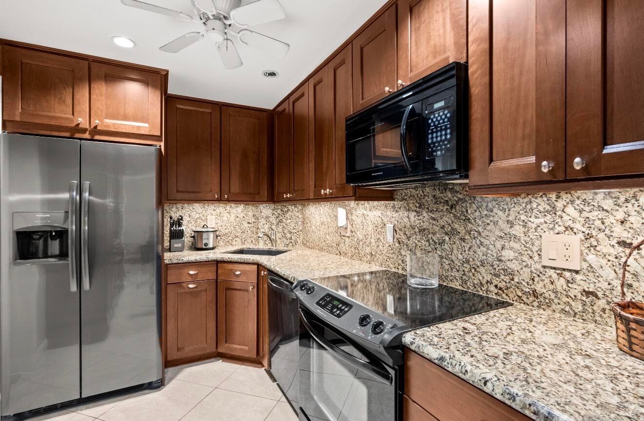 1940 NE 2nd Avenue 101j, Wilton Manors, FL 33305 — photo 10 of 31