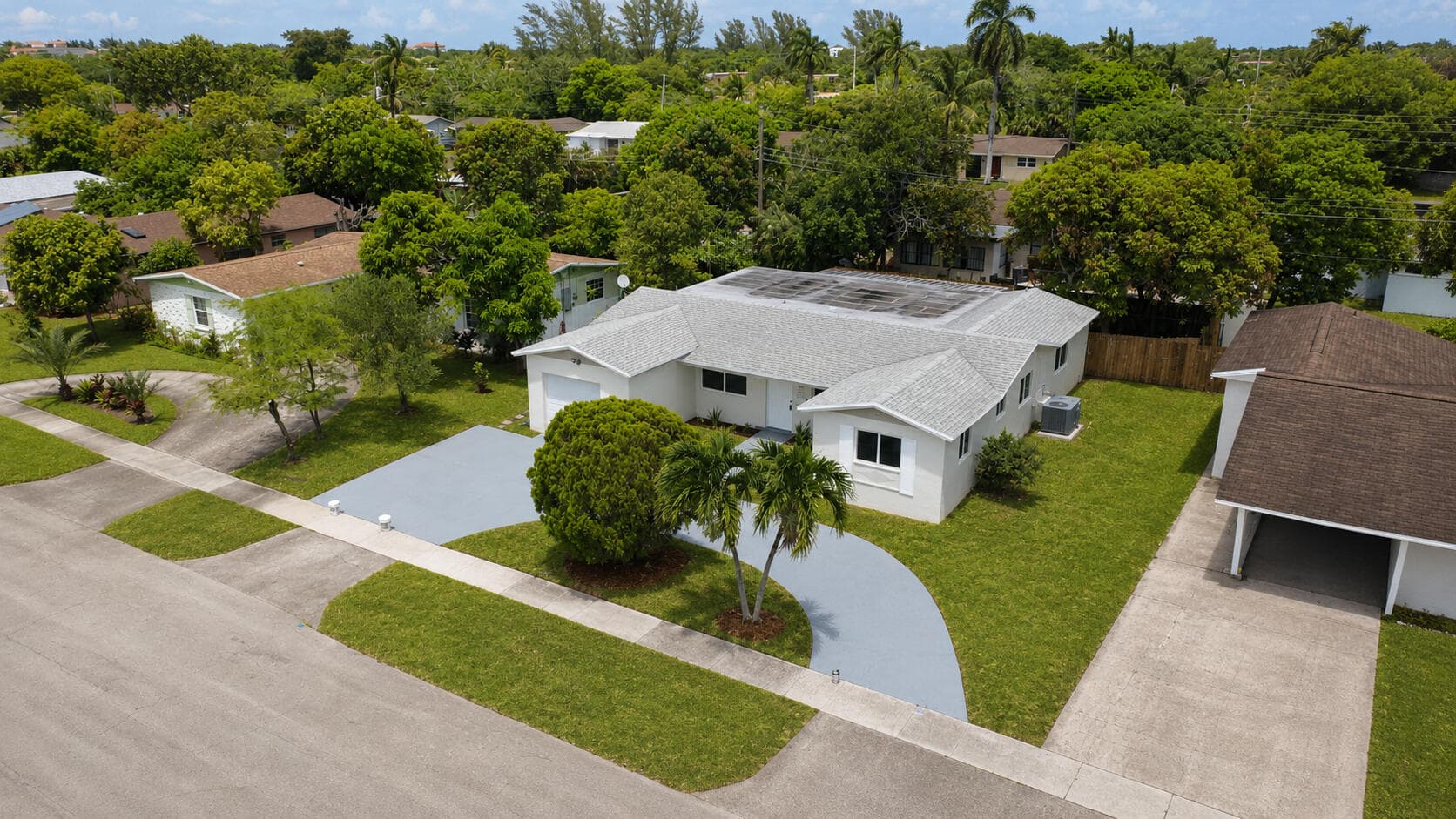 2440 NW 63rd Terrace, Sunrise, FL 33313 — photo 4 of 42