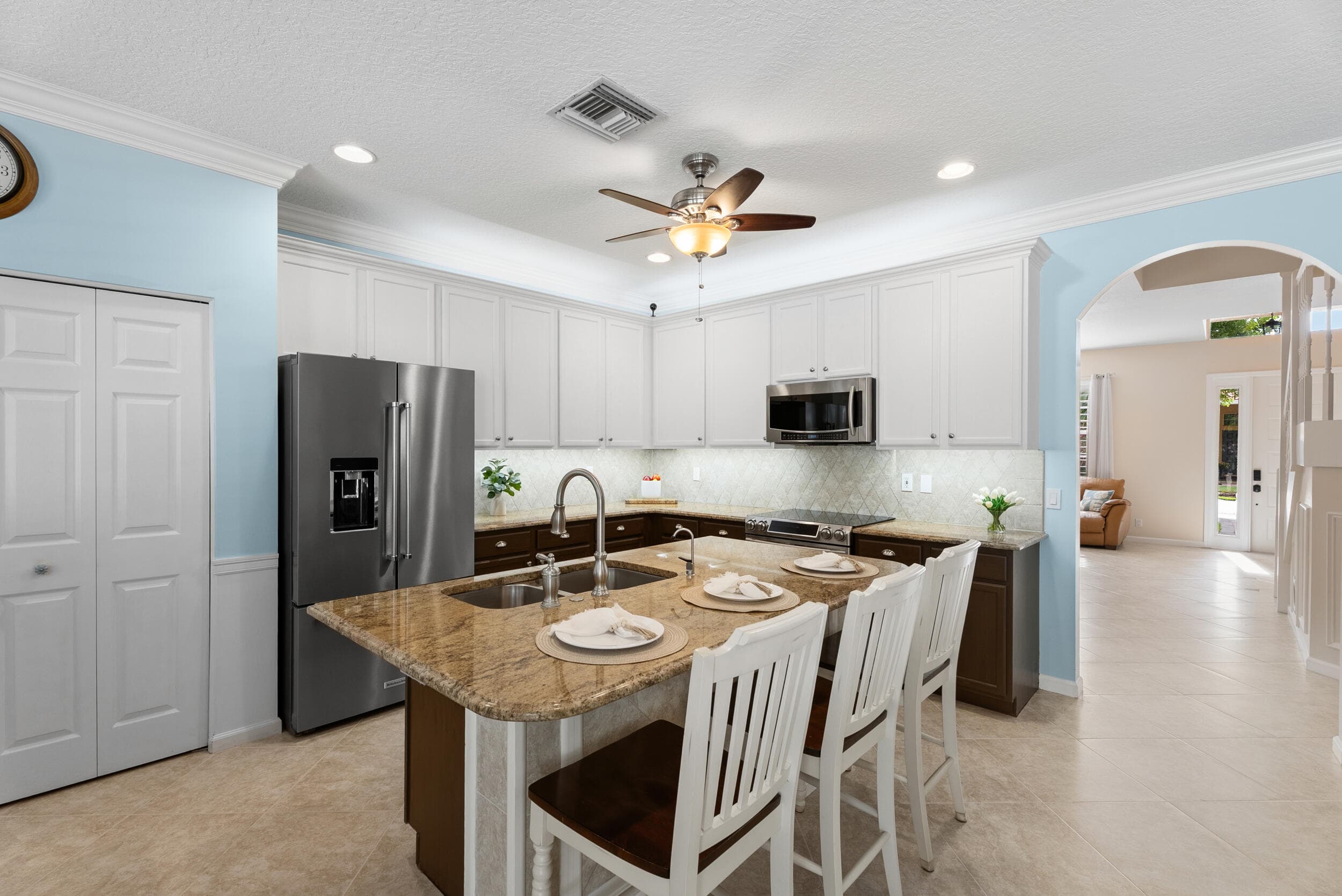 126 Hidden Hollow Drive, Palm Beach Gardens, FL 33418 — photo 10 of 57