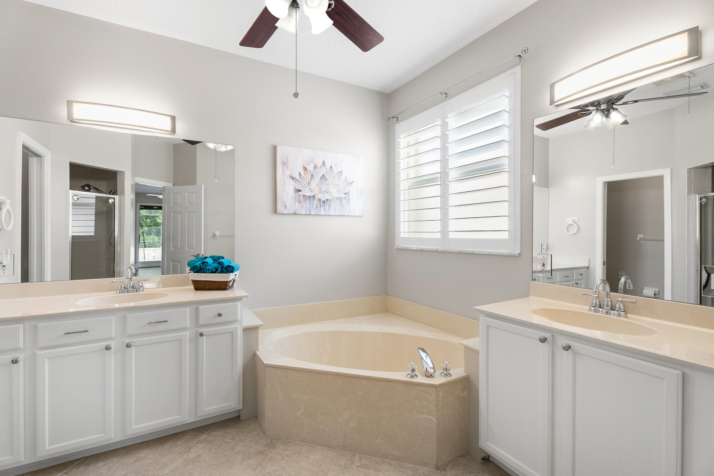 126 Hidden Hollow Drive, Palm Beach Gardens, FL 33418 — photo 21 of 57