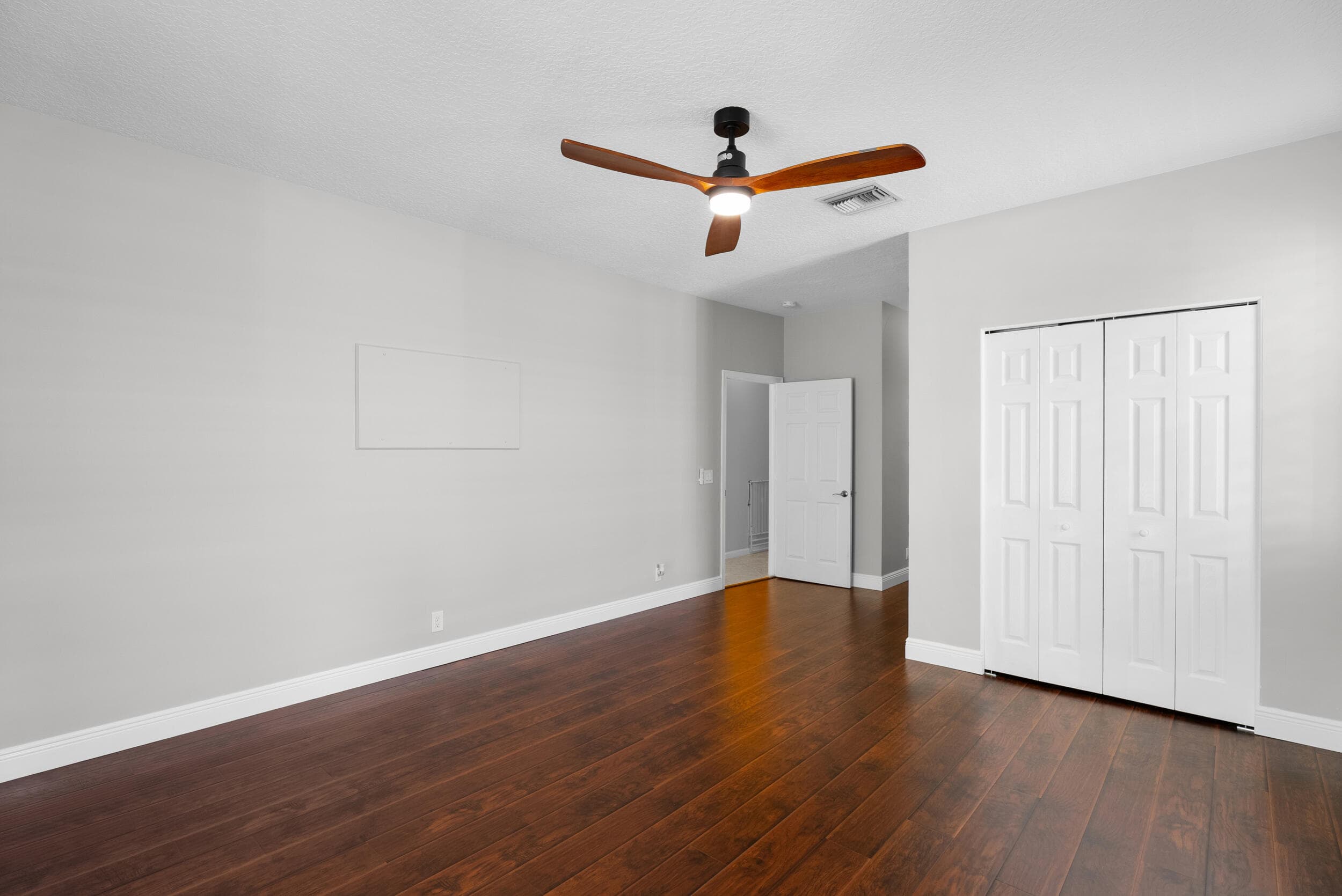 126 Hidden Hollow Drive, Palm Beach Gardens, FL 33418 — photo 32 of 57