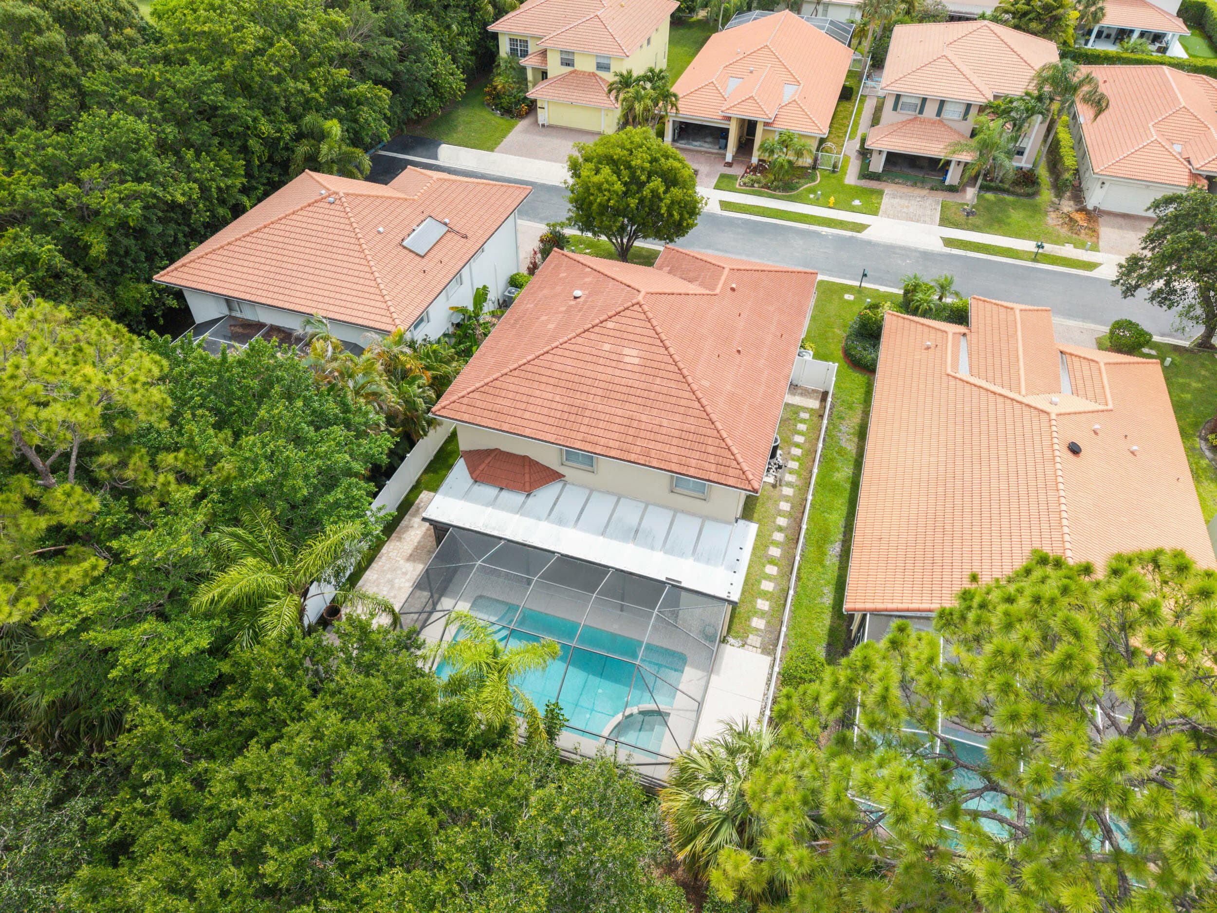 126 Hidden Hollow Drive, Palm Beach Gardens, FL 33418 — photo 47 of 57