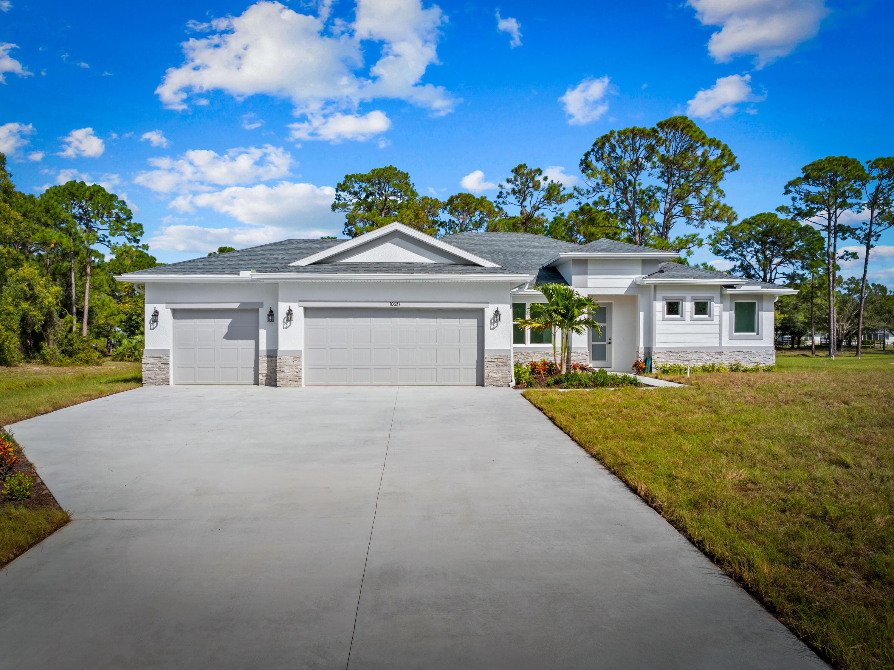 17521 N 76th St Street N, The Acreage, FL 33470 — photo 1 of 35