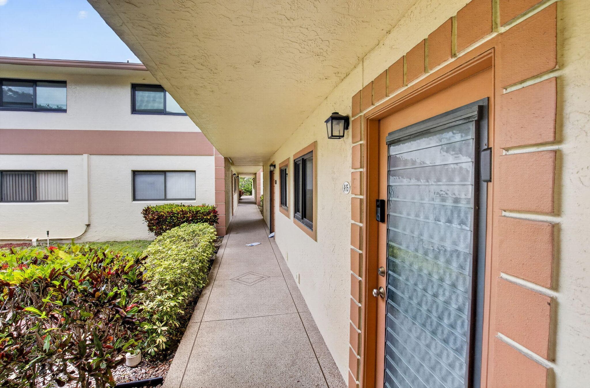 15401 Pembridge Avenue 15, Delray Beach, FL 33484 — photo 4 of 78