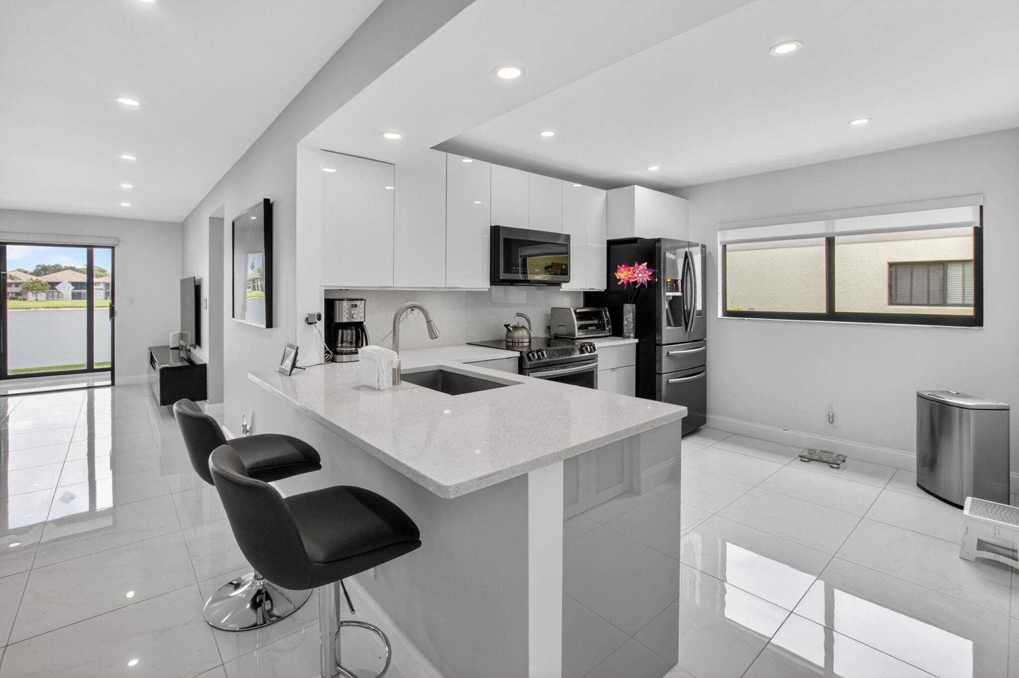15401 Pembridge Avenue 15, Delray Beach, FL 33484 — photo 16 of 78