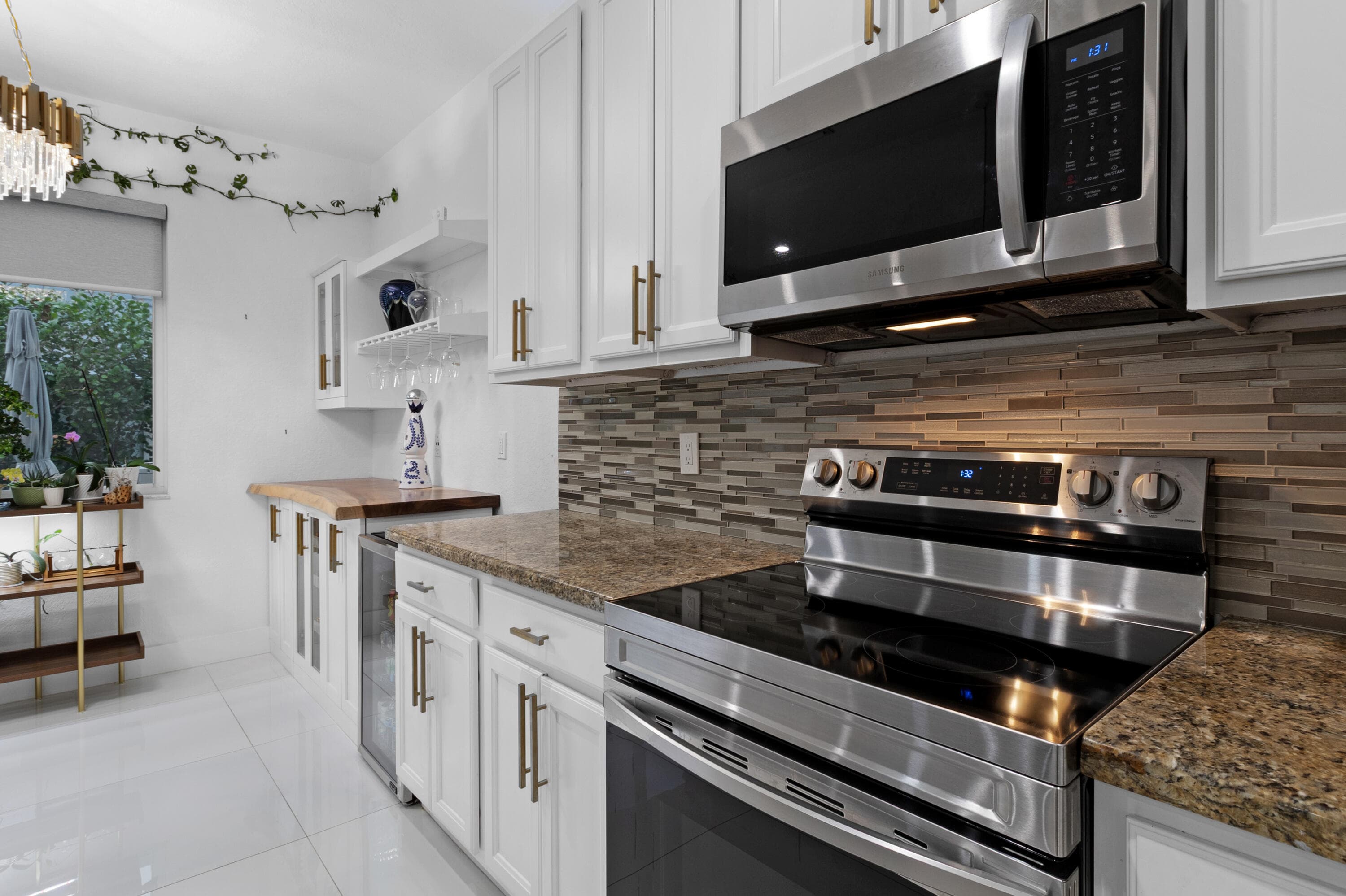 732 SE 2nd Street 732, Pompano Beach, FL 33060 — photo 11 of 49
