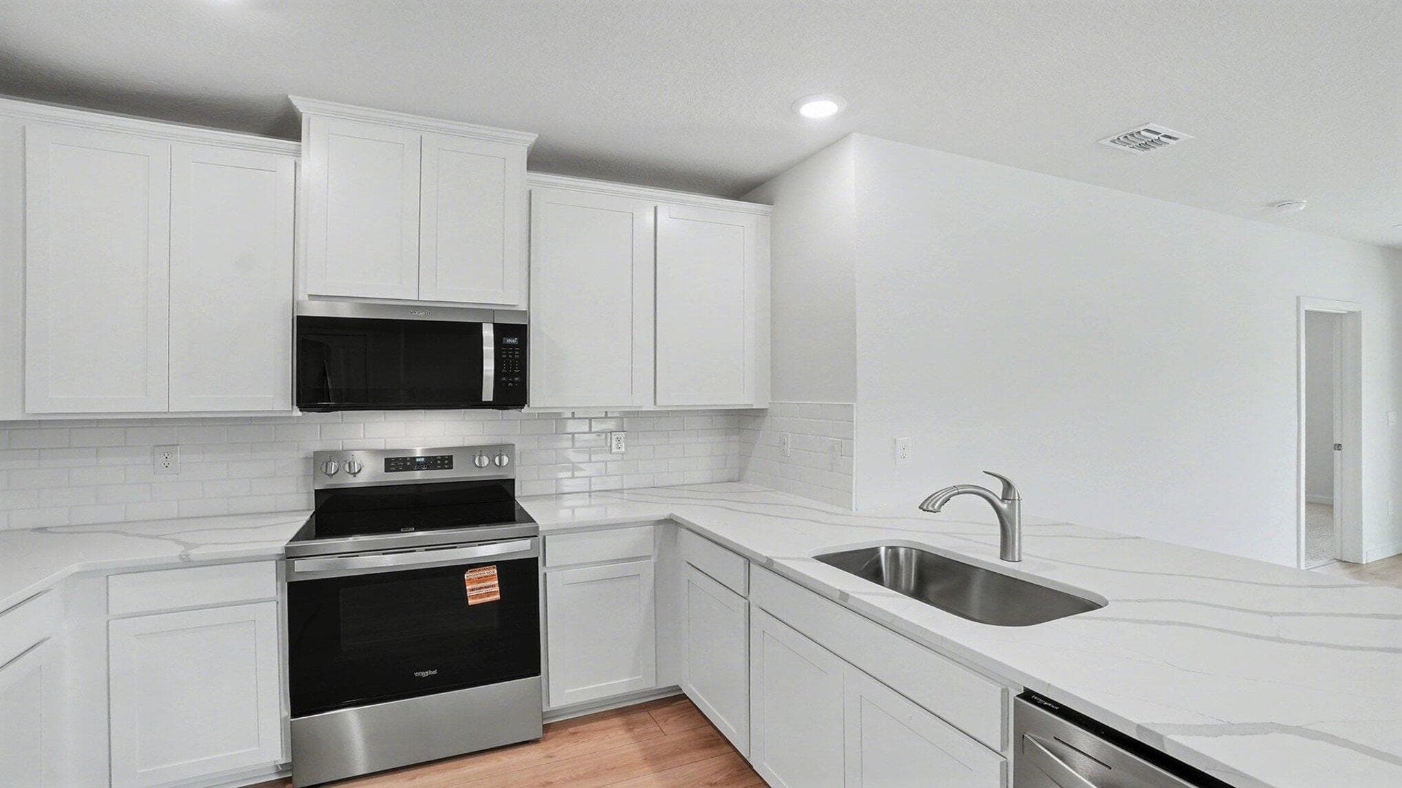 9597 Venetian Square, Vero Beach, FL 32966 — photo 7 of 23