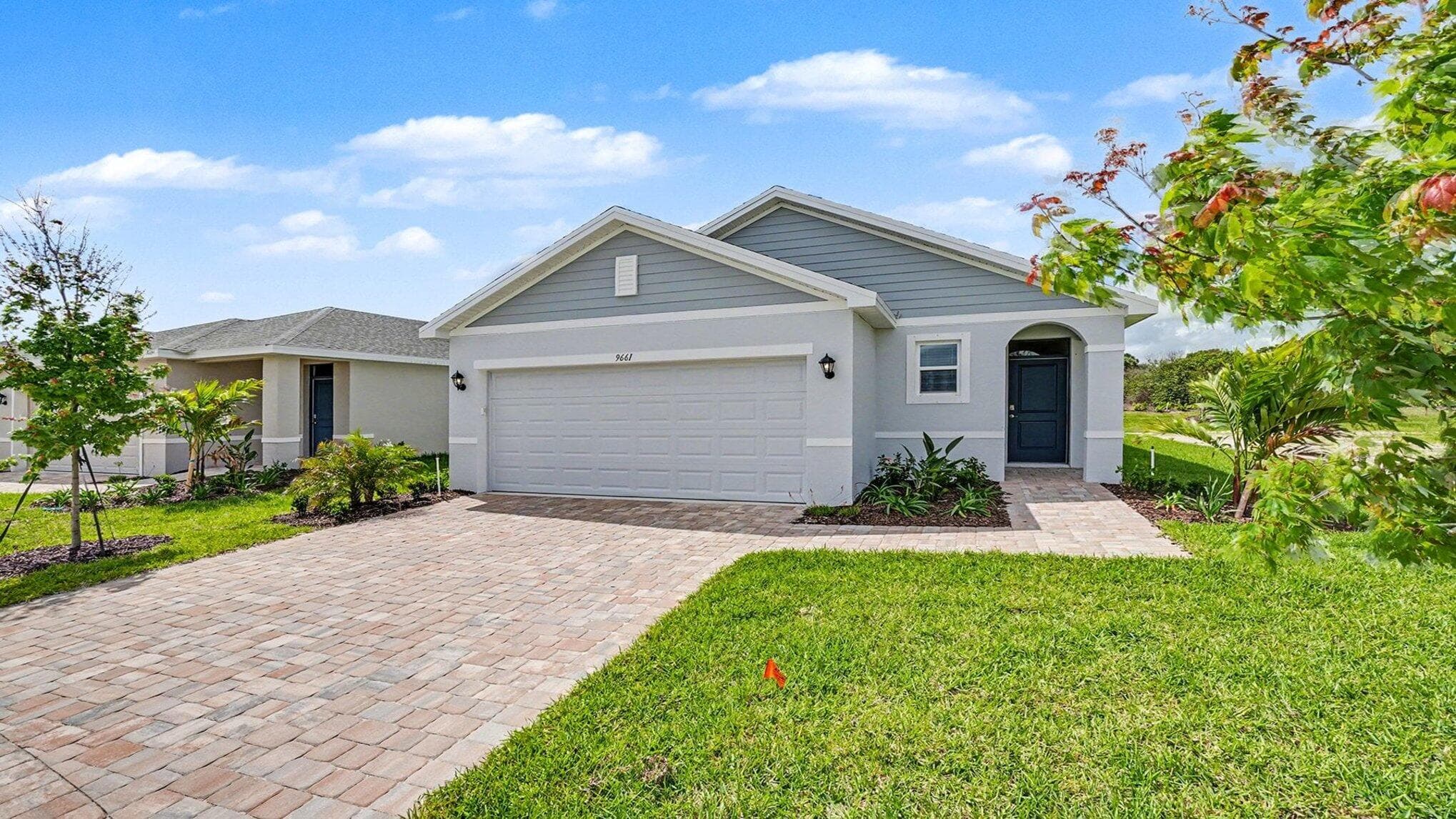 9597 Venetian Square, Vero Beach, FL 32966 — photo 1 of 23