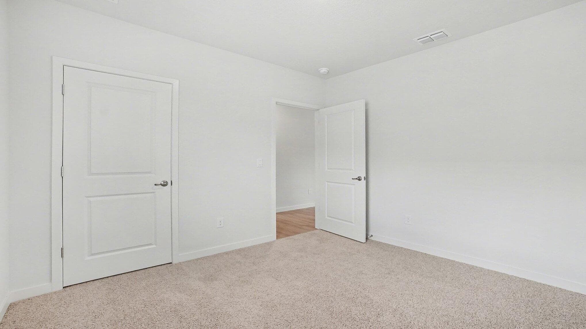 9597 Venetian Square, Vero Beach, FL 32966 — photo 17 of 23