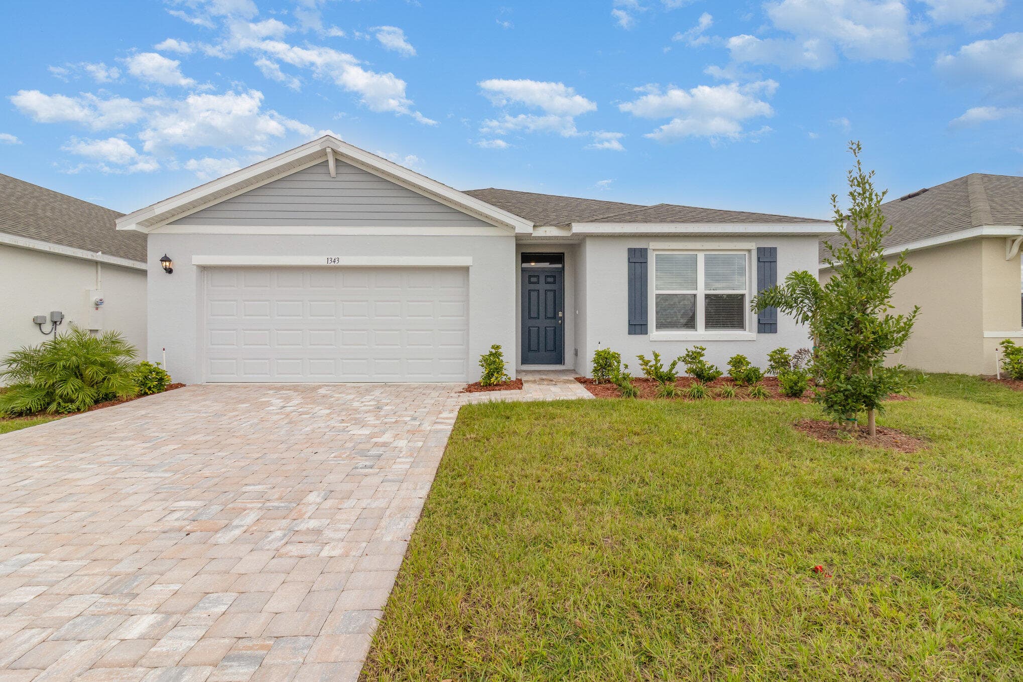 9069 Venetian Square, Vero Beach, FL 32966 — photo 1 of 16