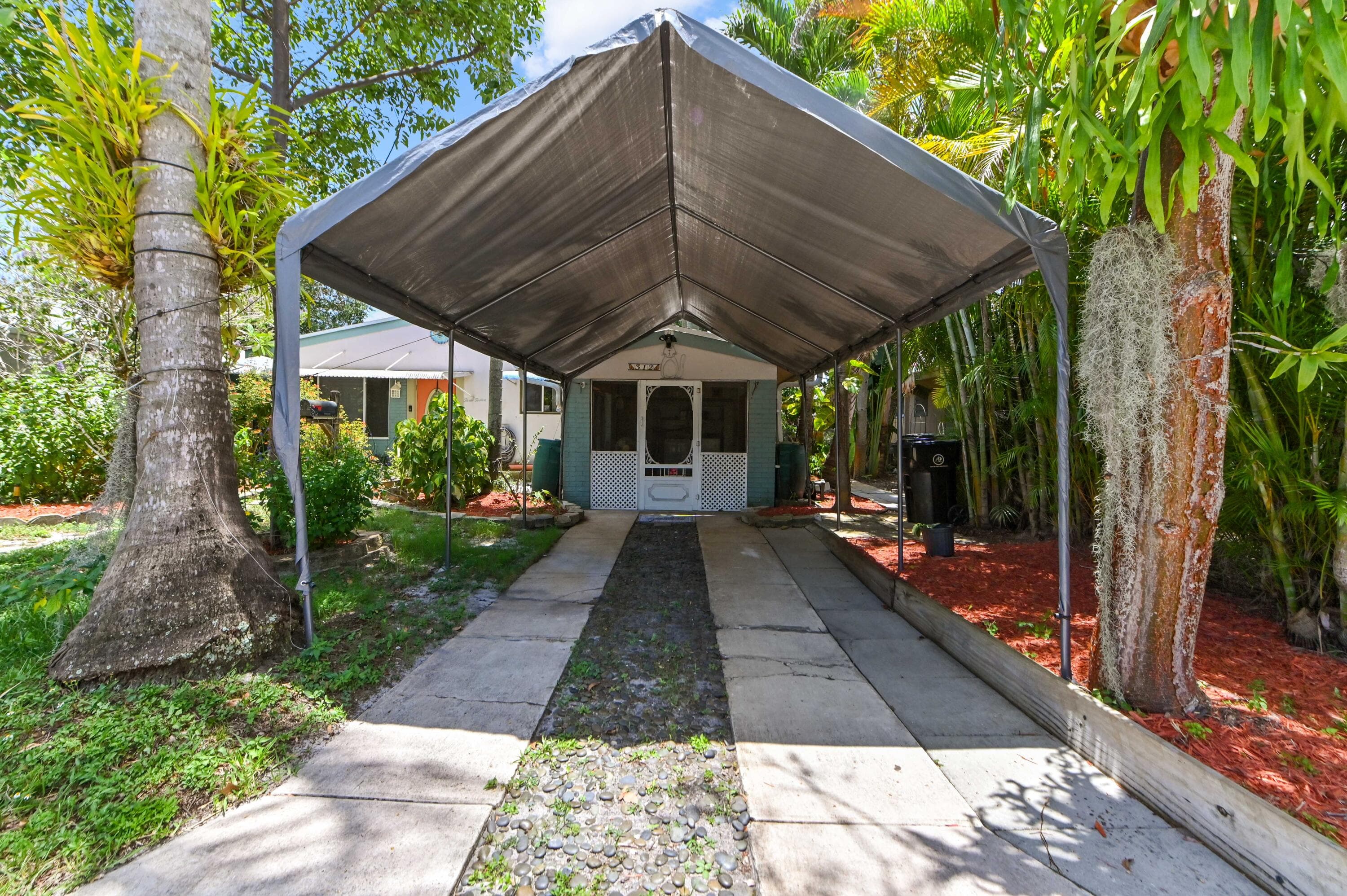 312 SW 22nd Street, Fort Lauderdale, FL 33315 — photo 4 of 26