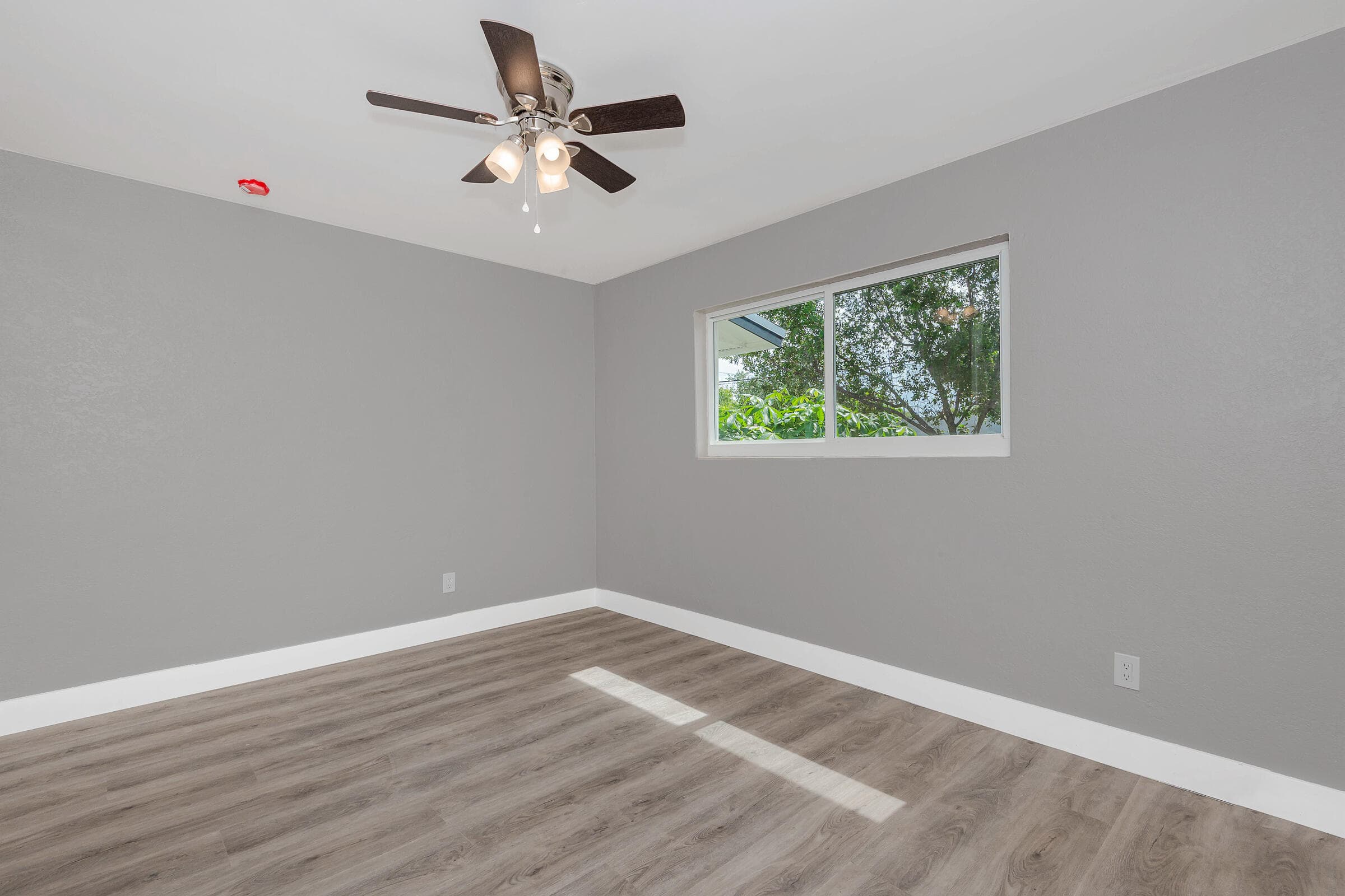 2733 NE 6th Avenue, Wilton Manors, FL 33334 — photo 15 of 47
