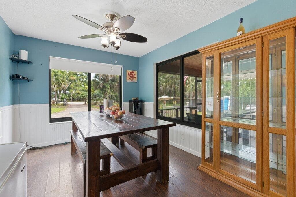 16888 Hialeah Drive W, The Acreage, FL 33470 — photo 12 of 56