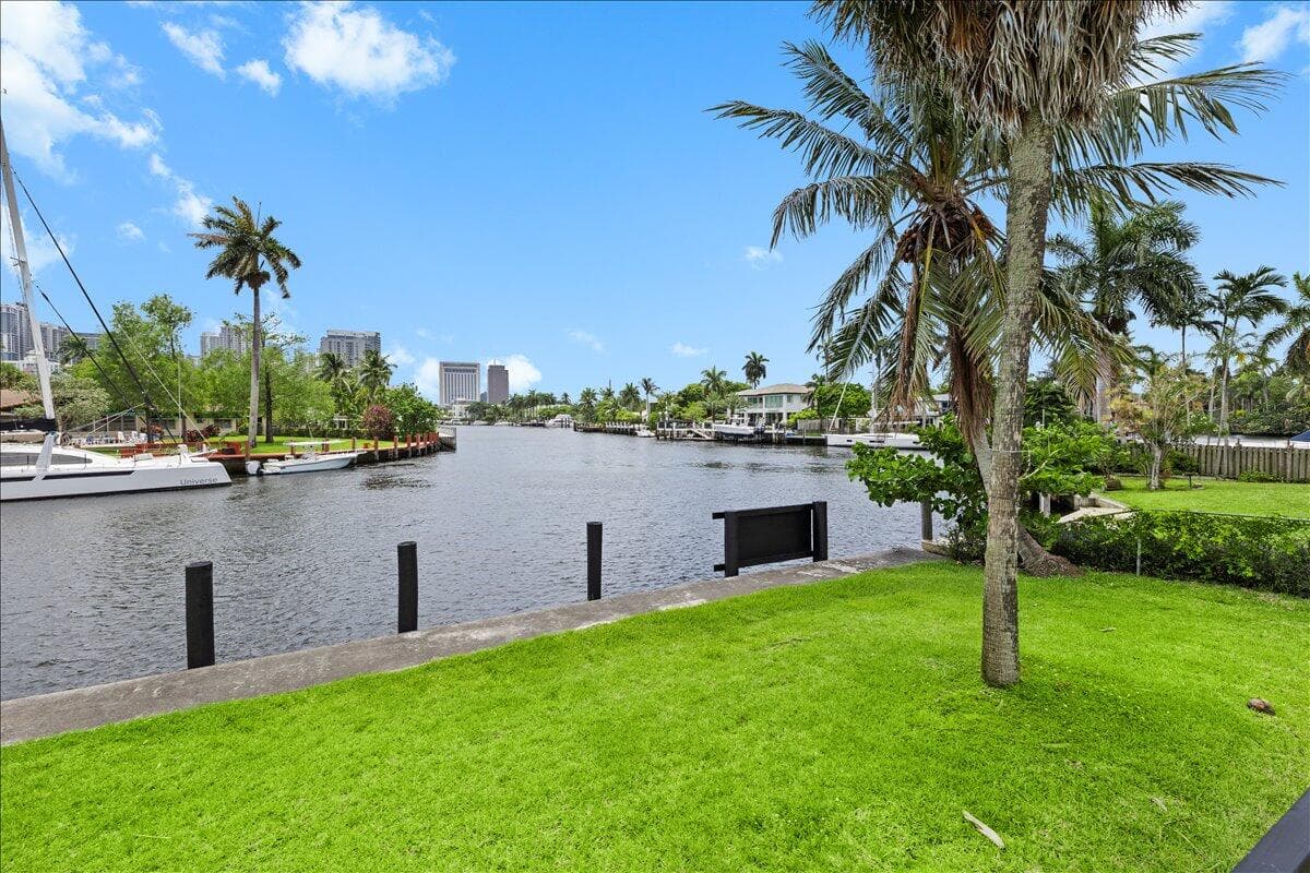 522 SW 9th Terrace, Fort Lauderdale, FL 33312 — photo 5 of 33
