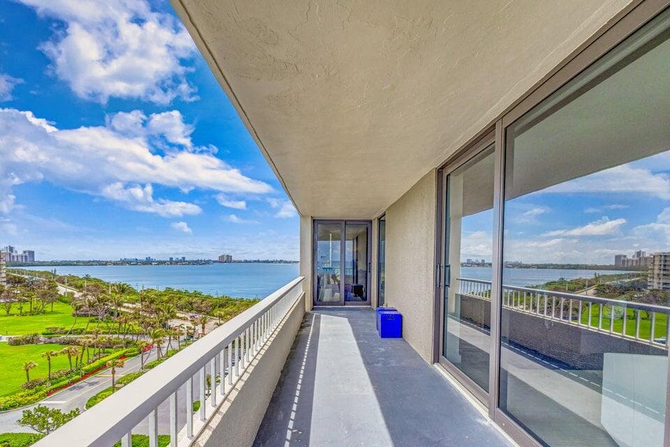 5550 N Ocean Drive 8a, Singer Island, FL 33404 — photo 8 of 71